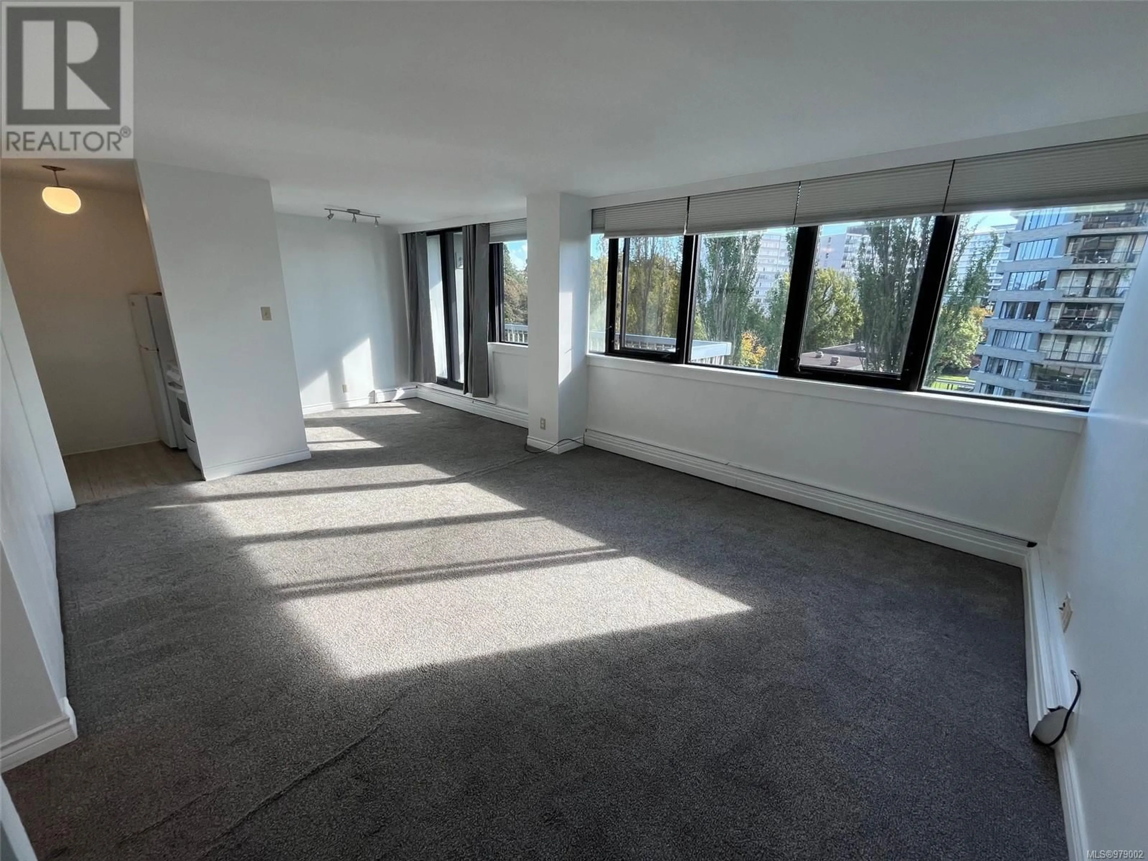 Other indoor space, unknown floor for 508 647 Michigan St, Victoria British Columbia V8V1S9