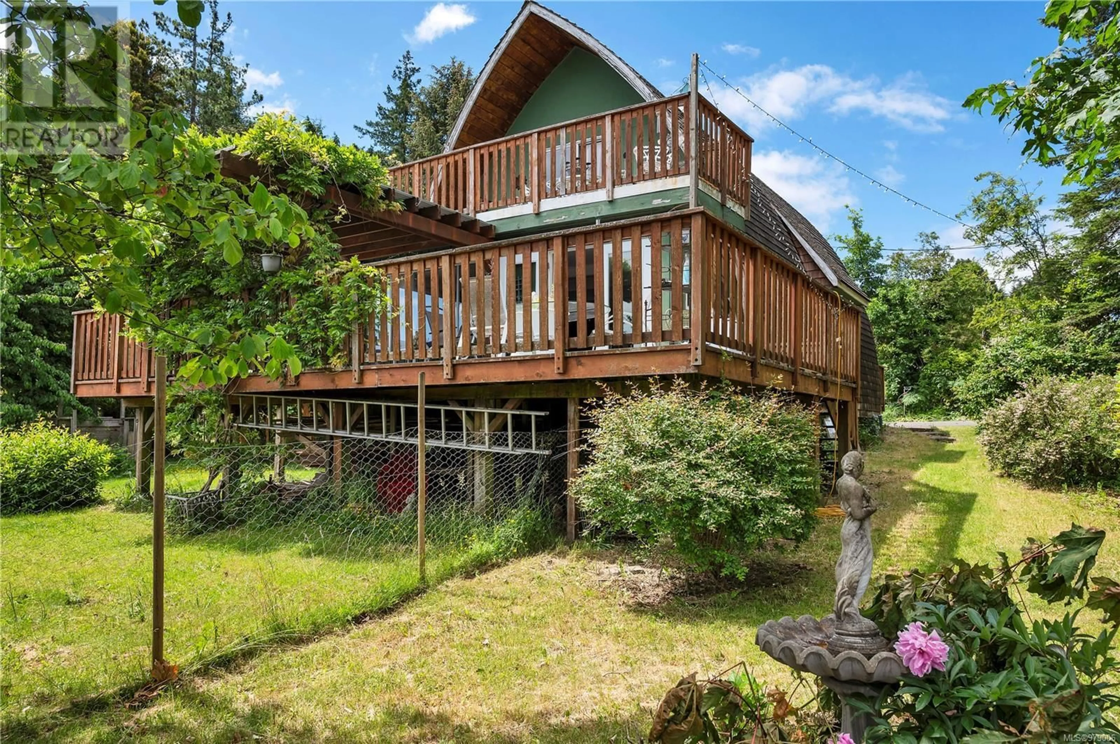 Frontside or backside of a home, cottage for 1710 Wood Rd, Campbell River British Columbia V9W4T6