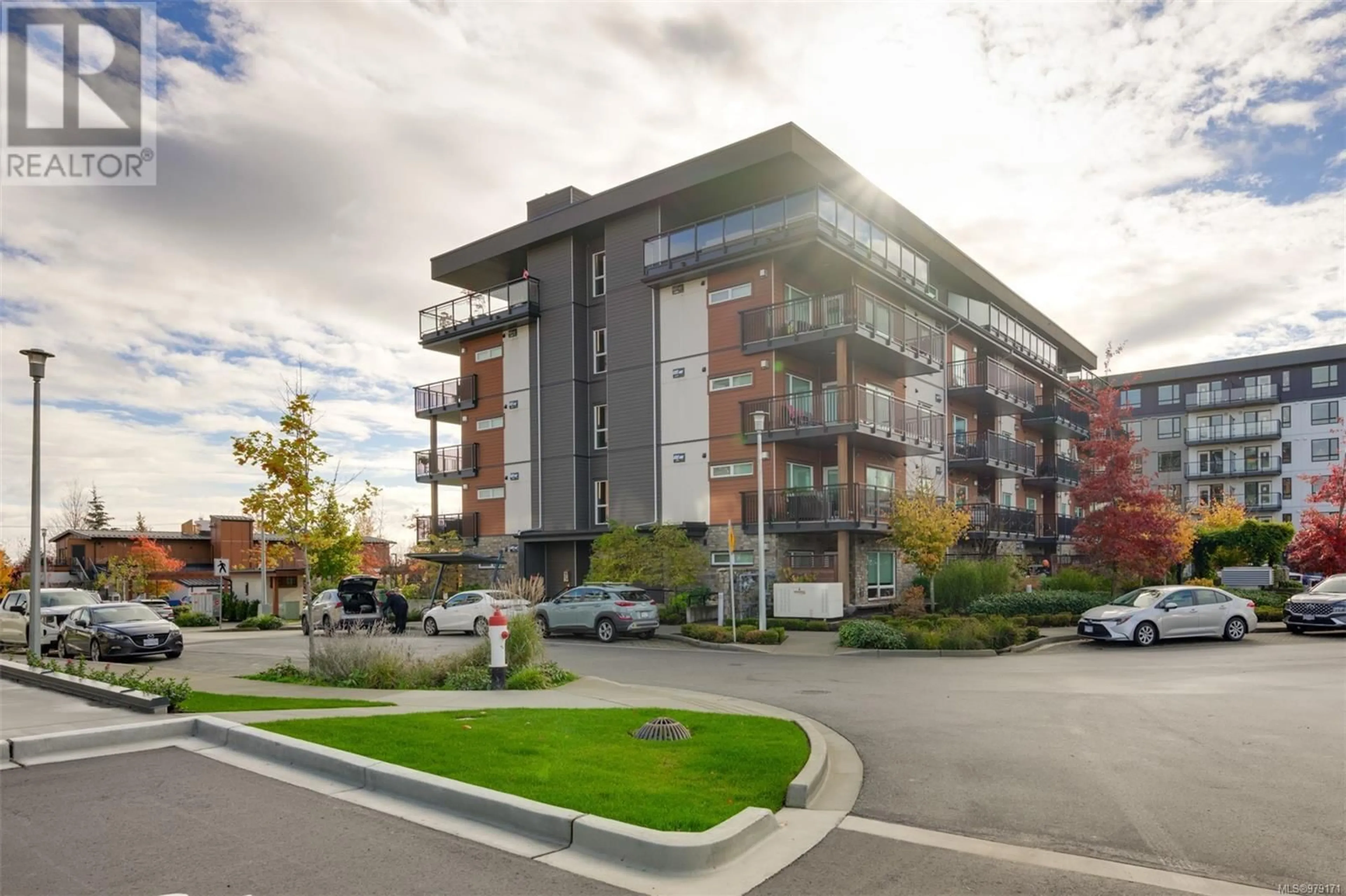 A pic from exterior of the house or condo, the front or back of building for 104 2500 Hackett Cres, Central Saanich British Columbia V8M0C1