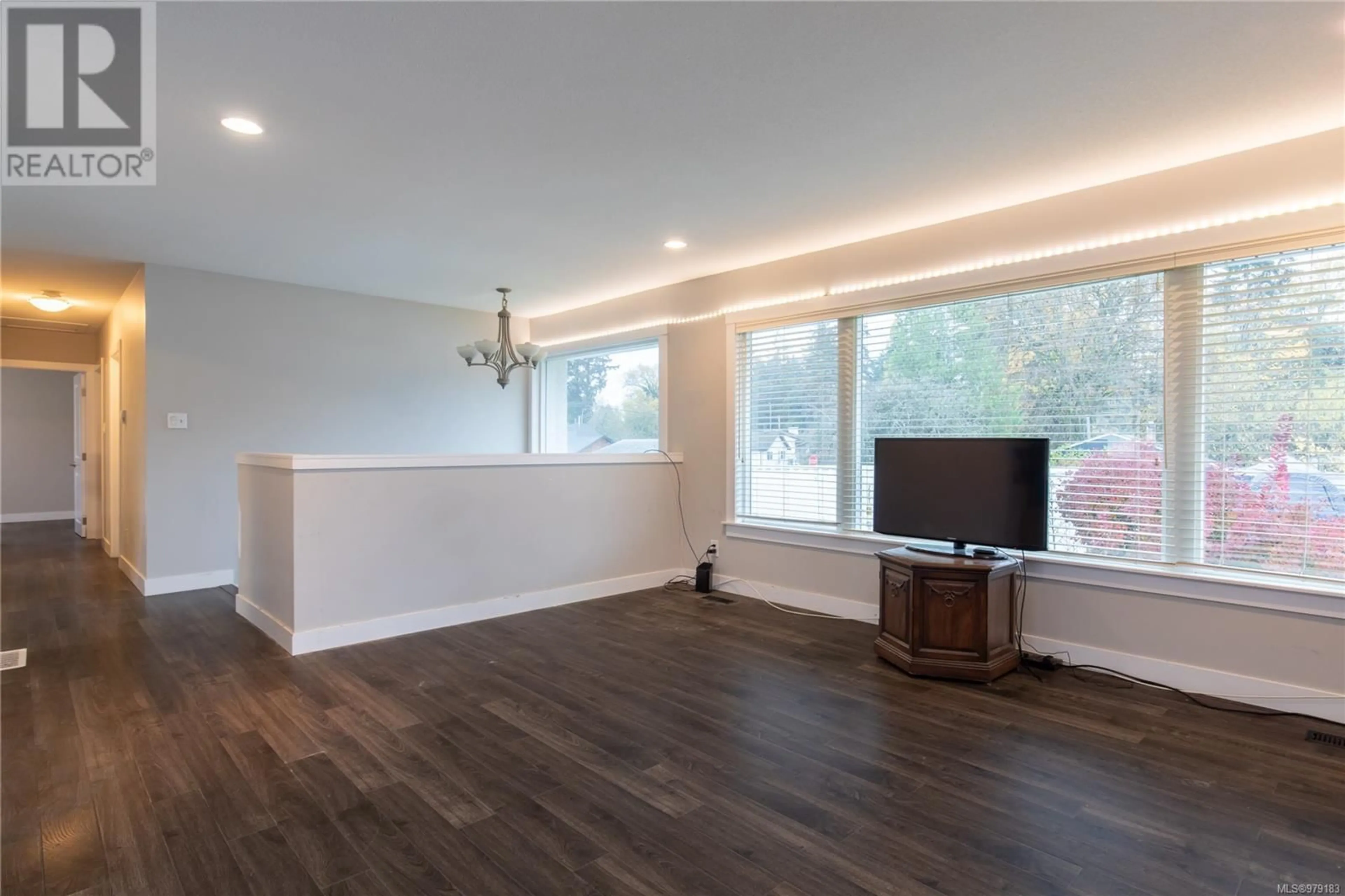 A pic of a room, wood floors for 910 Beaufort Dr, Nanaimo British Columbia V9S2C8