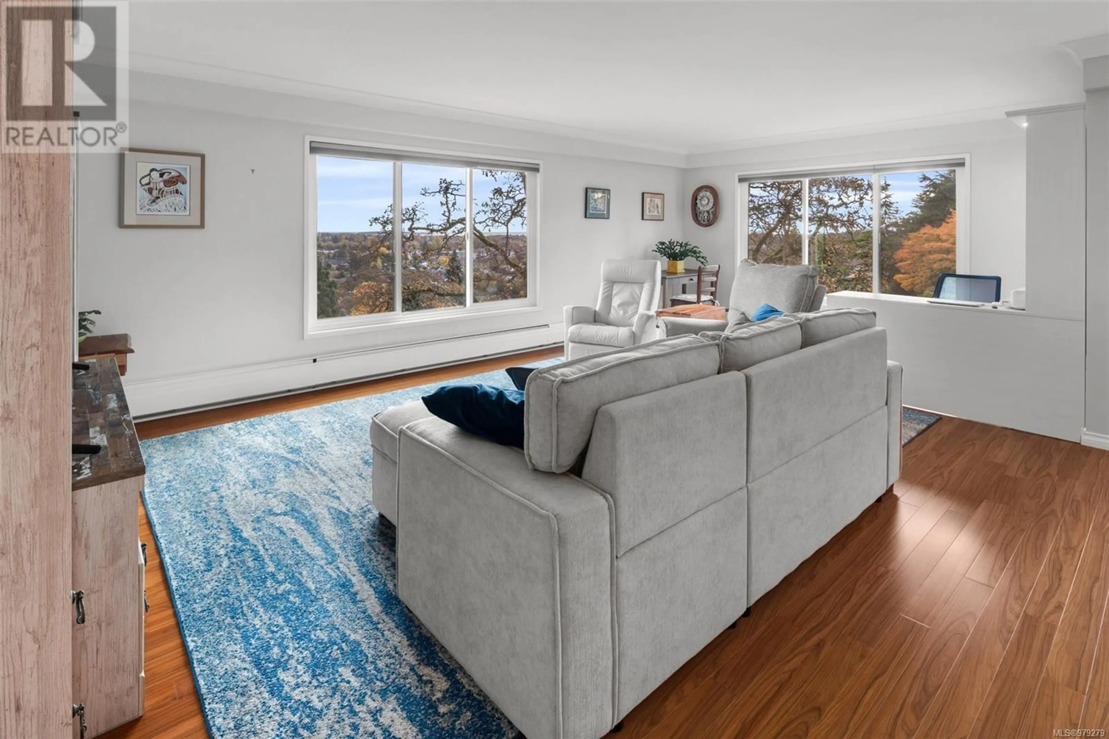 Living room, wood floors for 403 2910 Cook St, Victoria British Columbia V8T3S7