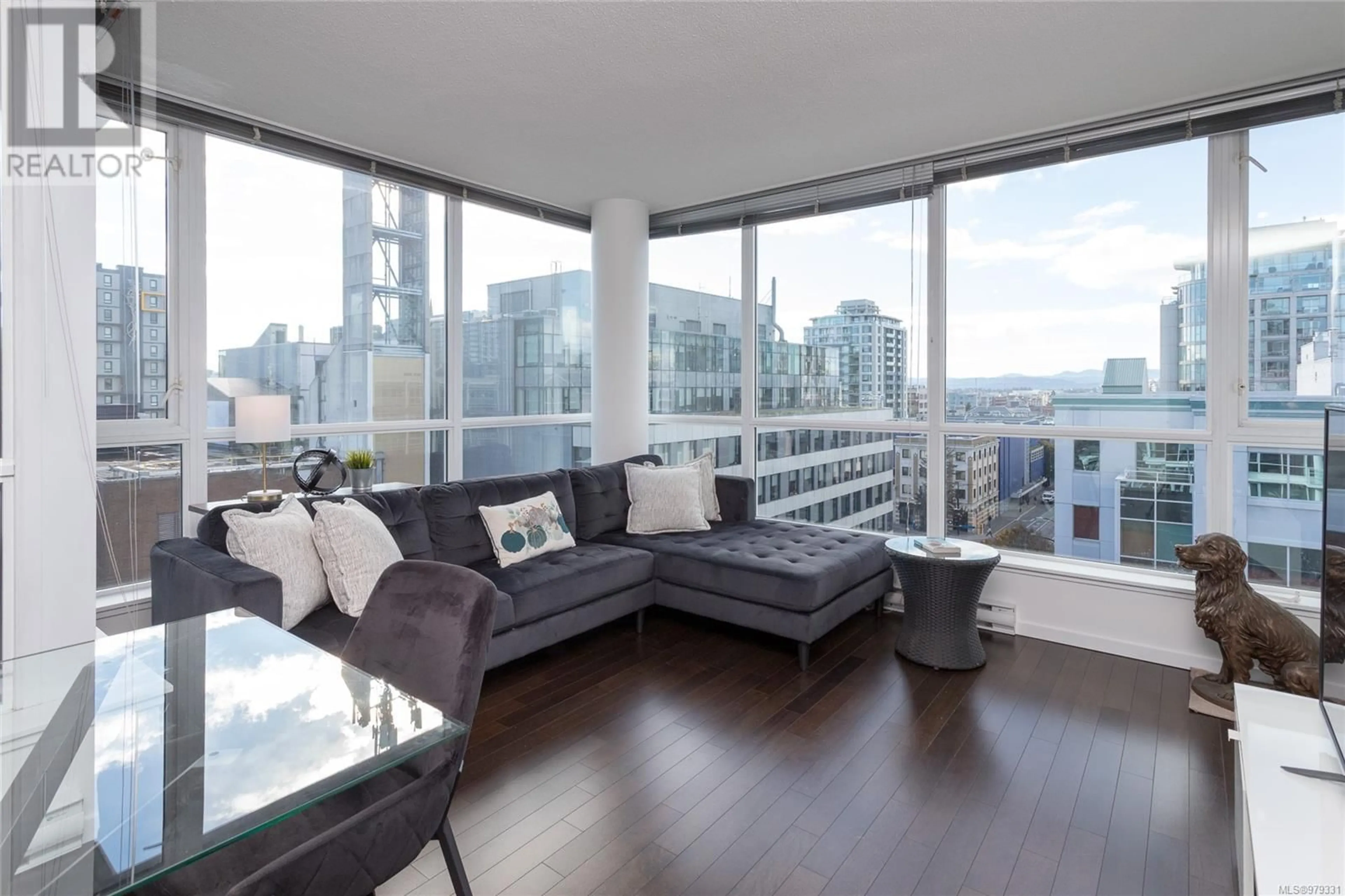 Living room, wood floors for 803 834 Johnson St, Victoria British Columbia V8W1N3