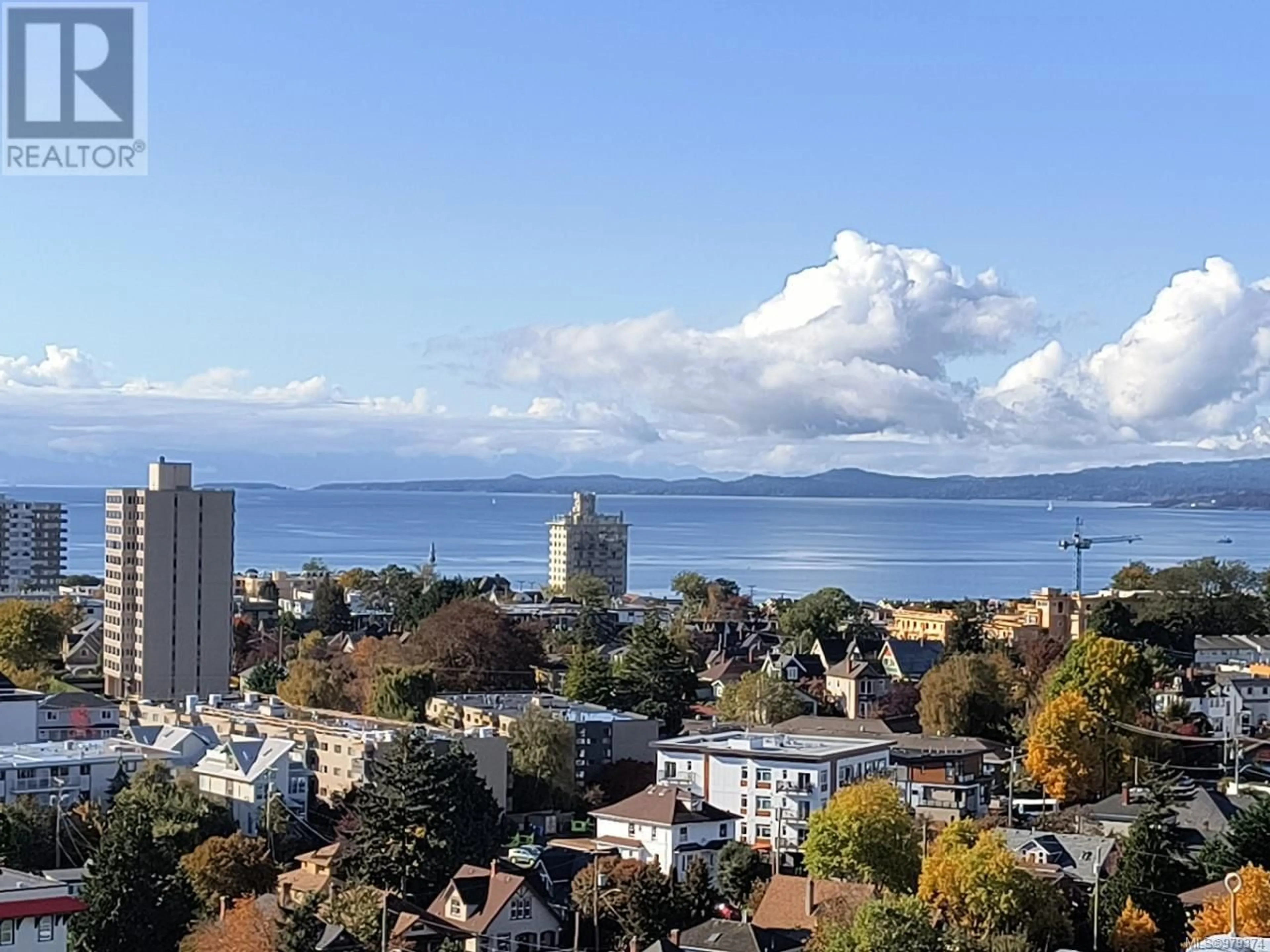 A pic from exterior of the house or condo, the view of city buildings for 1608 647 Michigan St, Victoria British Columbia V8V1S9