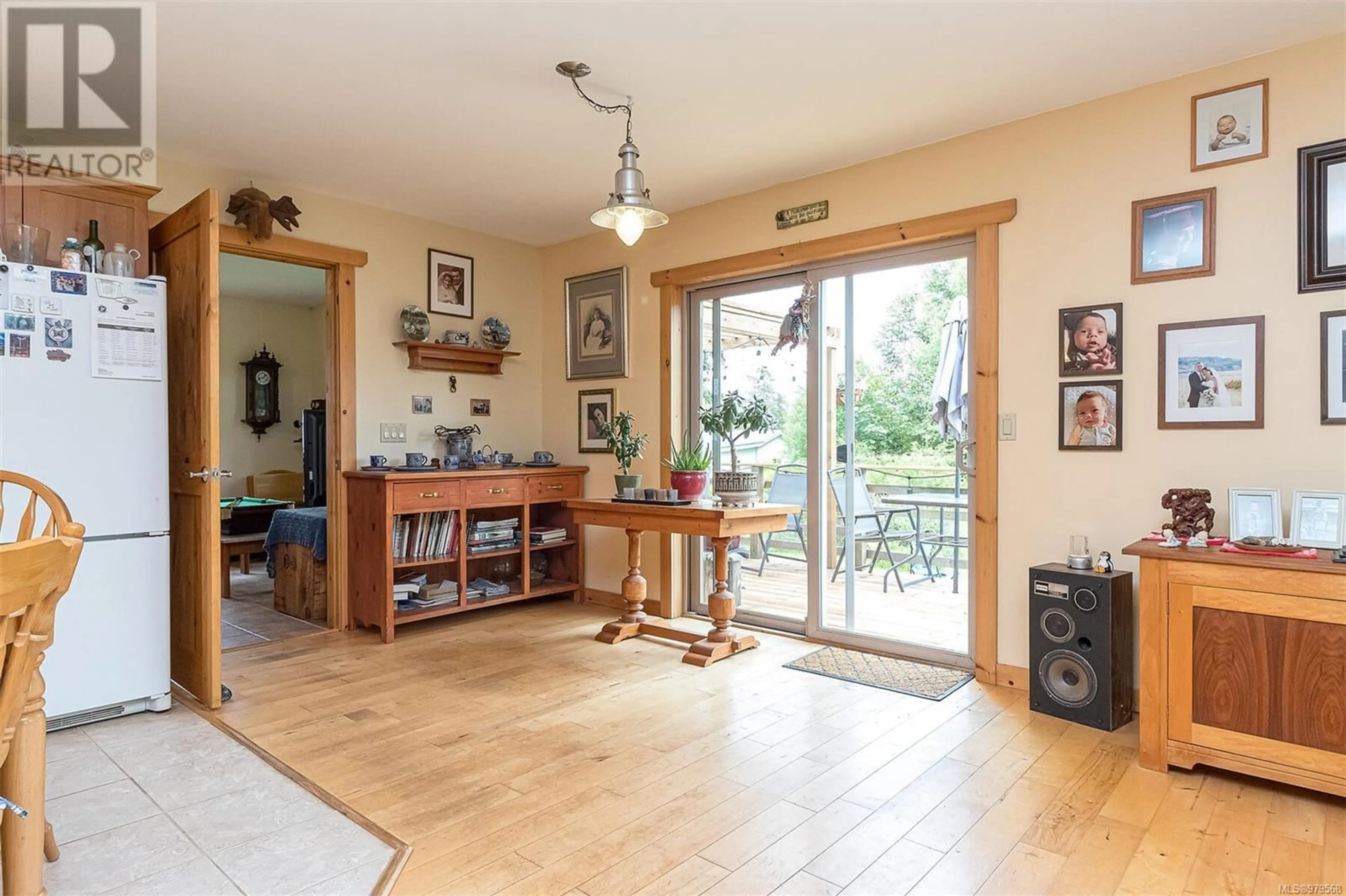 Other indoor space, wood floors for 155 Kenmuir Rd, Qualicum Beach British Columbia V9K2E7