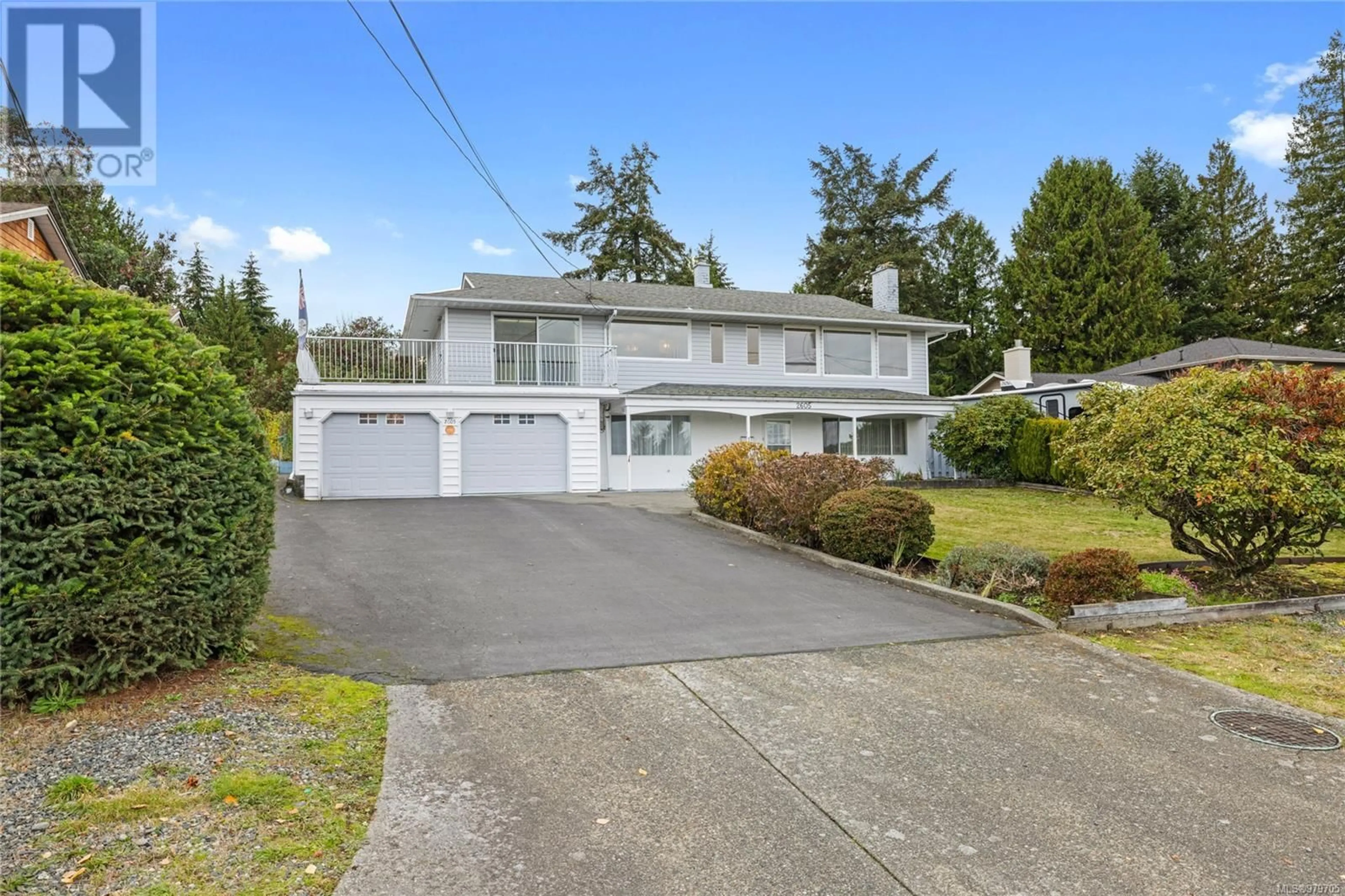 Frontside or backside of a home, the street view for 2605 Cosgrove Cres, Nanaimo British Columbia V9S3P5