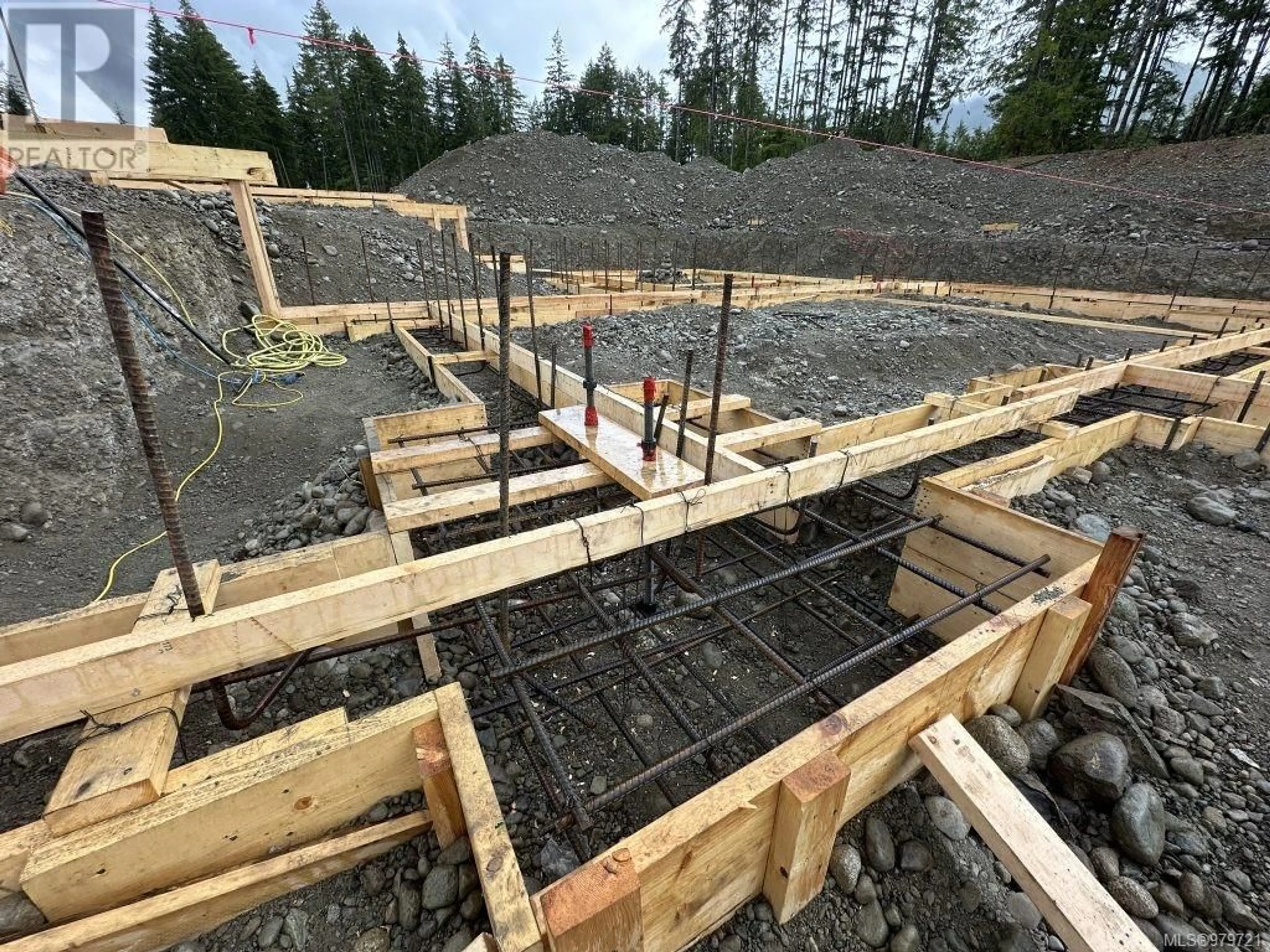 A pic of a room, cement floor for 158 Maplewood Rise, Lake Cowichan British Columbia V0R2G0