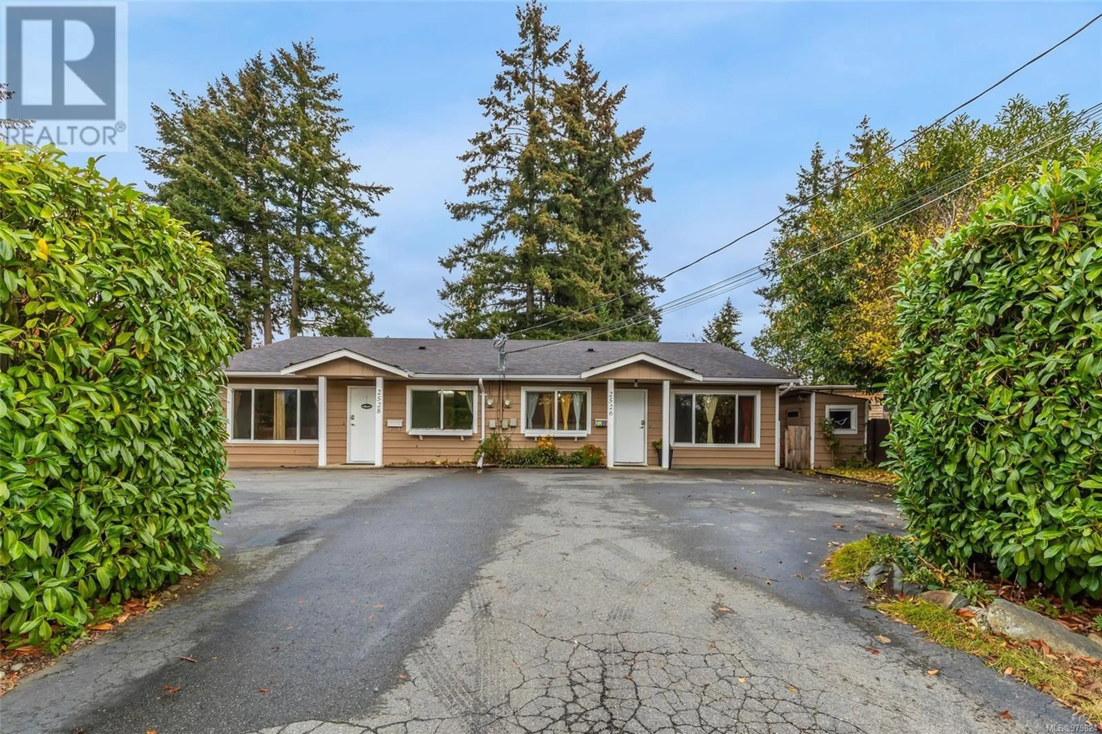 Frontside or backside of a home, cottage for 2526 & 2528 Rosstown Rd, Nanaimo British Columbia V9T3R8