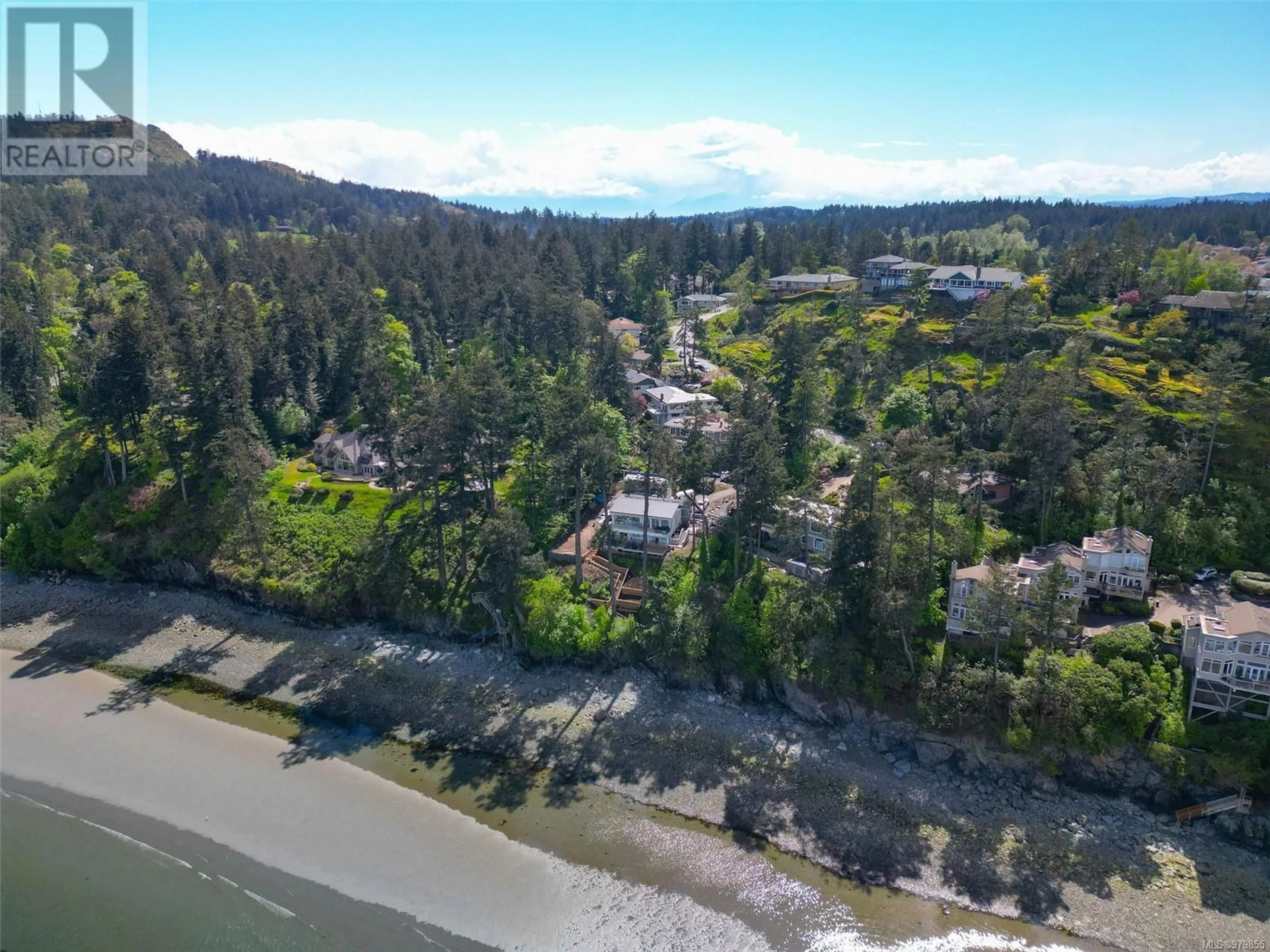 A pic from exterior of the house or condo, the view of lake or river for 4747 Carloss Pl, Saanich British Columbia V8Y1C9