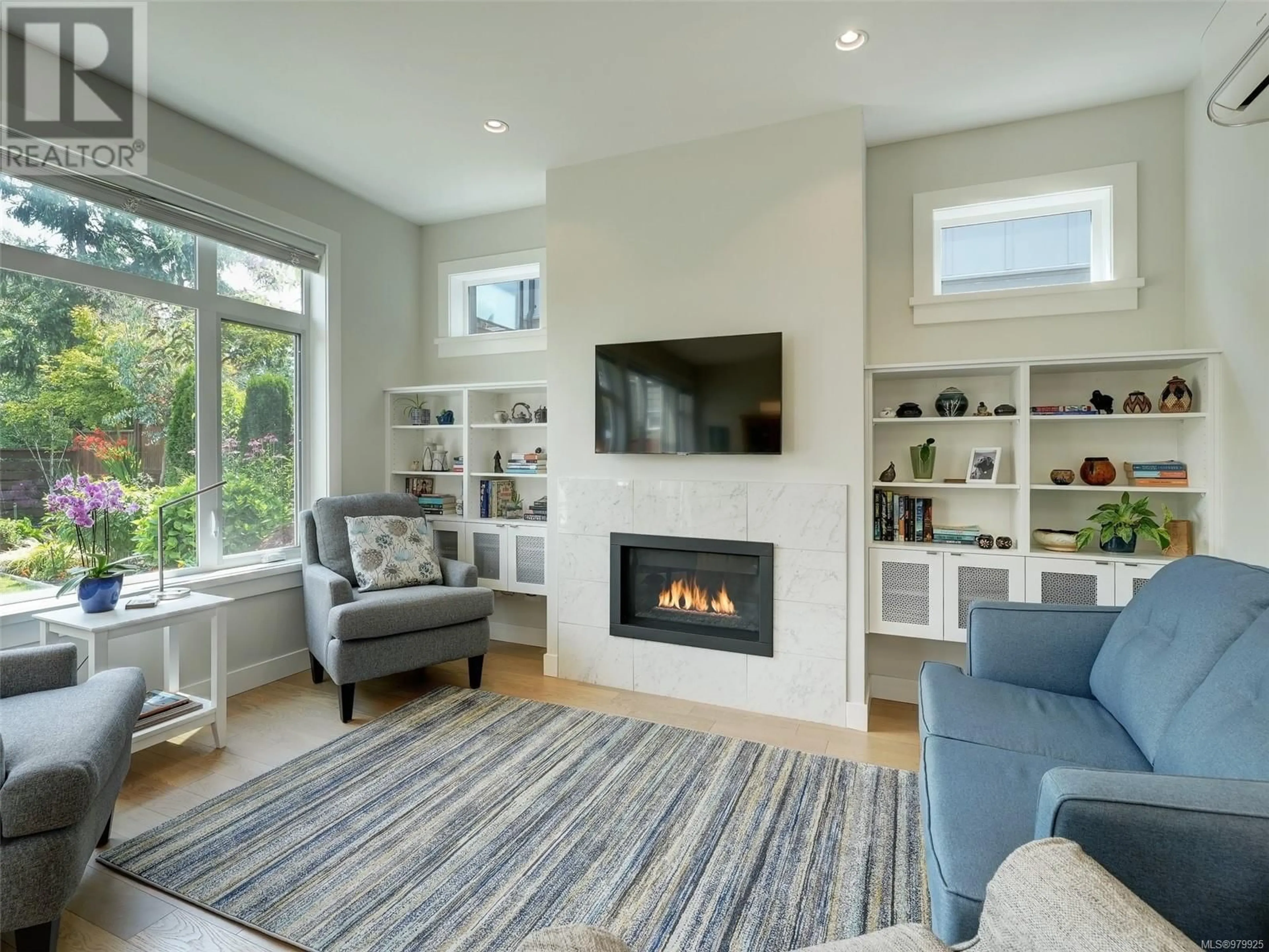 Living room, wood floors for 2175 Deerbrush Cres, North Saanich British Columbia V8L0C5