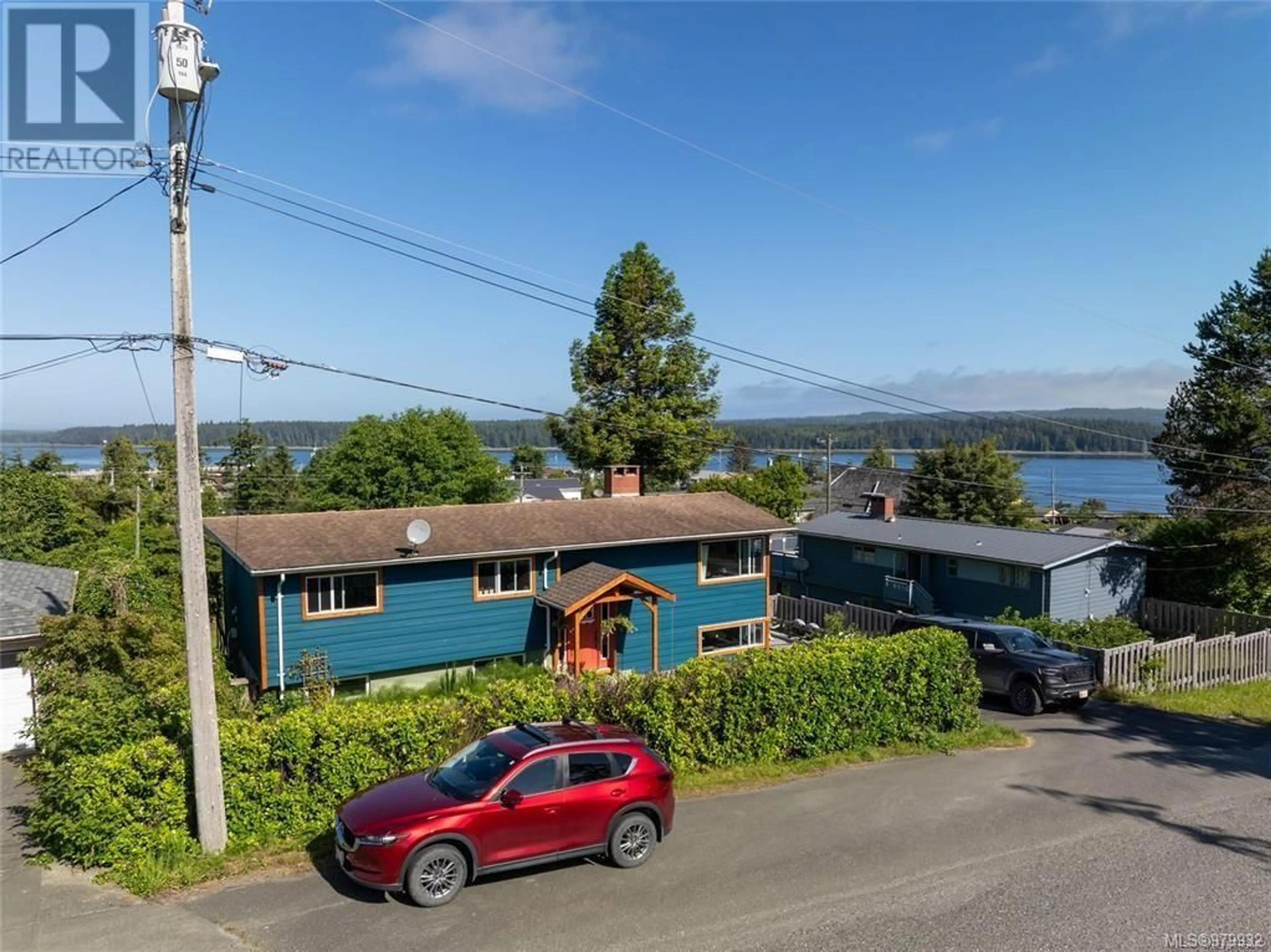 Frontside or backside of a home, the street view for 210 Cypress St, Port McNeill British Columbia V0N2R0