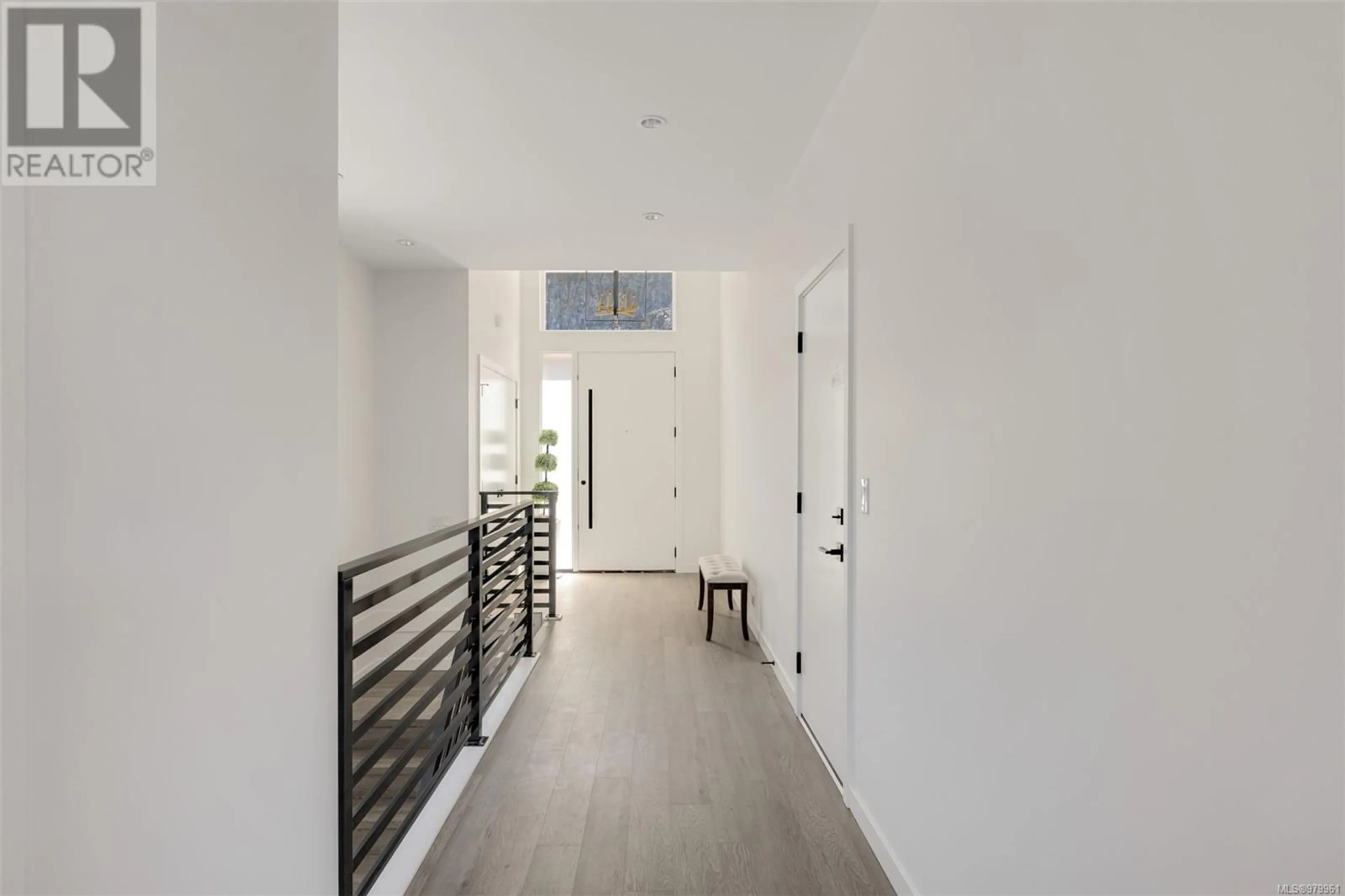 Indoor entryway, wood floors for 776 Boulder Pl, Langford British Columbia V9C0S3