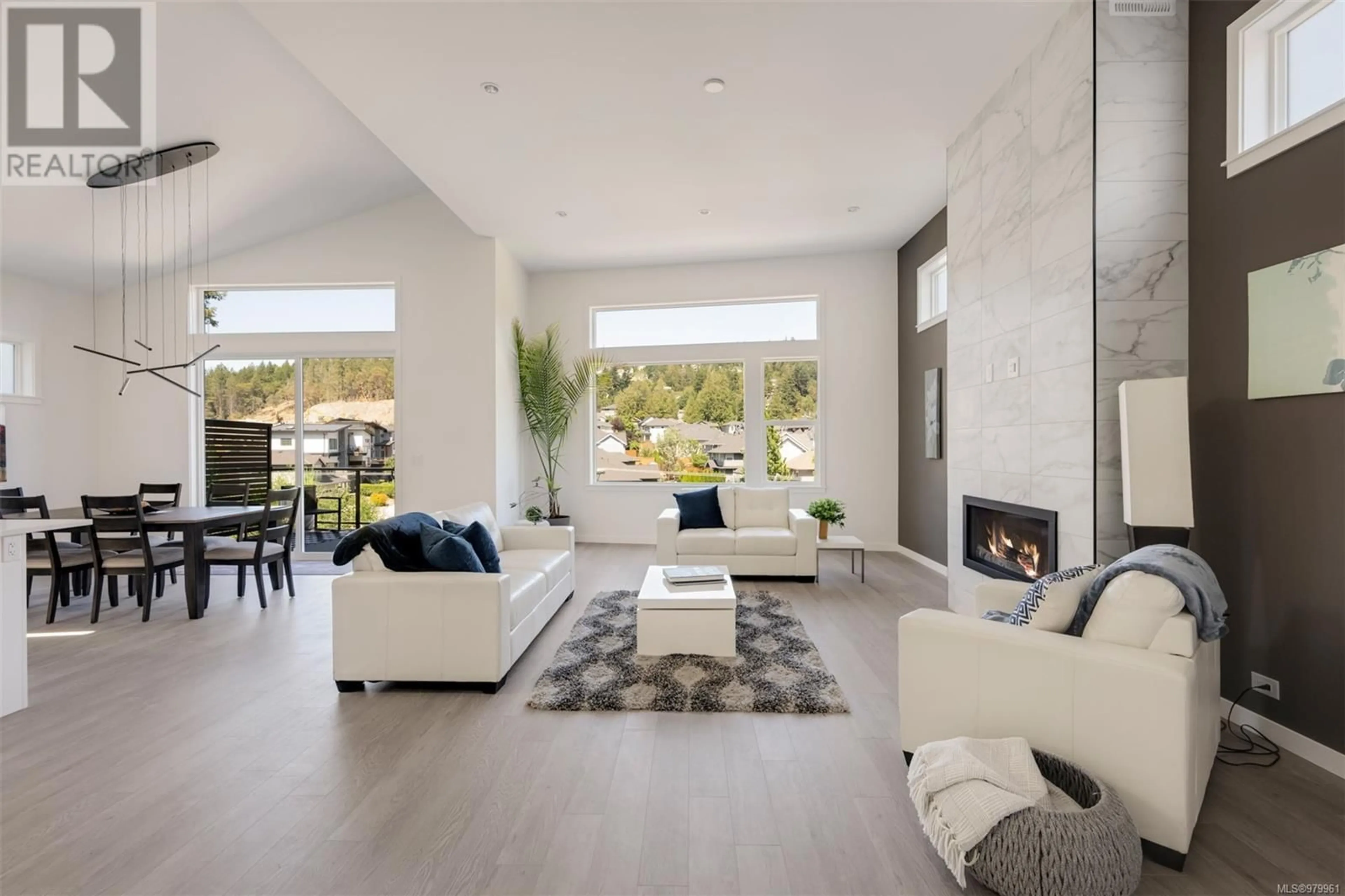 Living room, wood floors for 776 Boulder Pl, Langford British Columbia V9C0S3