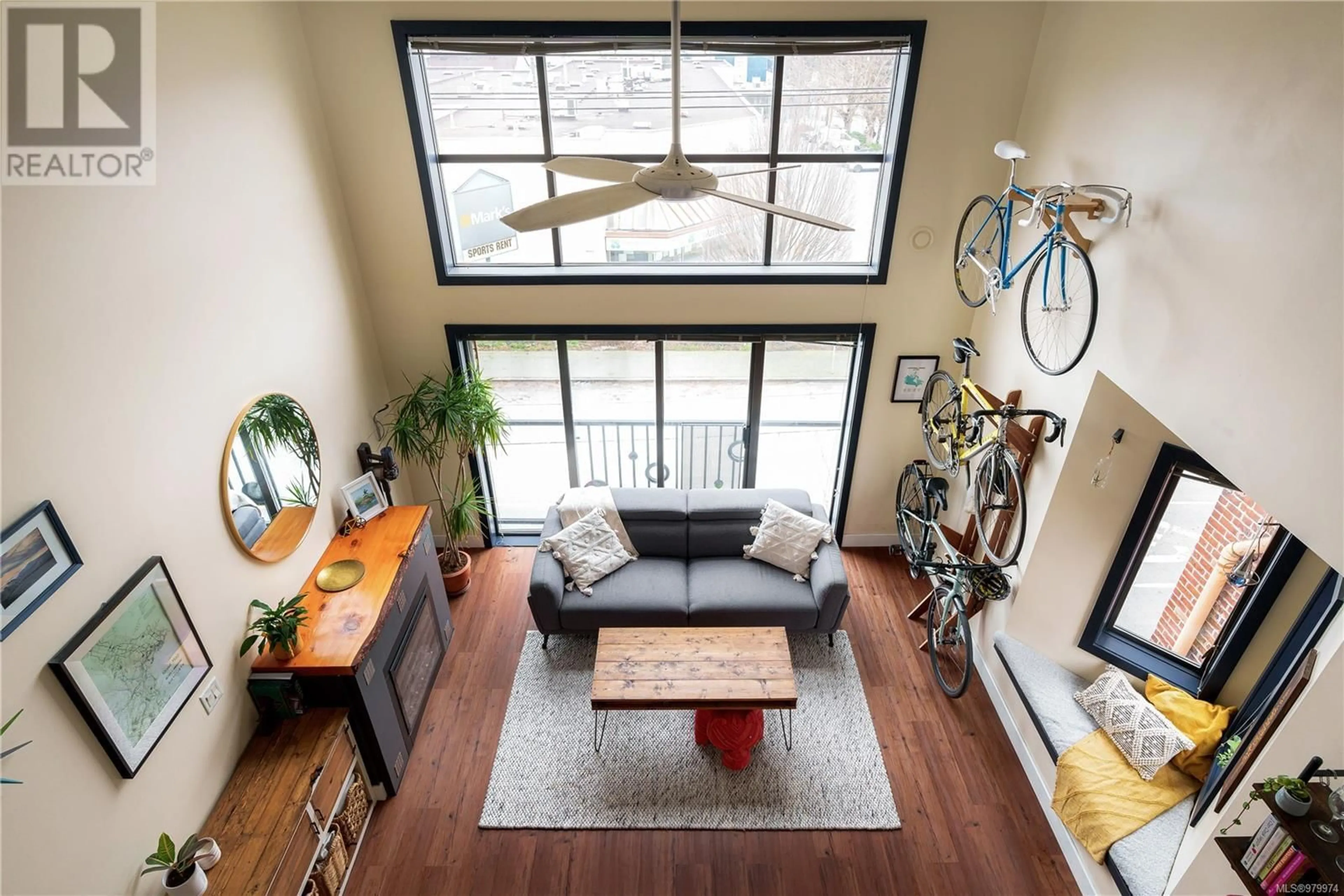 Living room, wood floors for 303 555 Chatham St, Victoria British Columbia V8T1E1