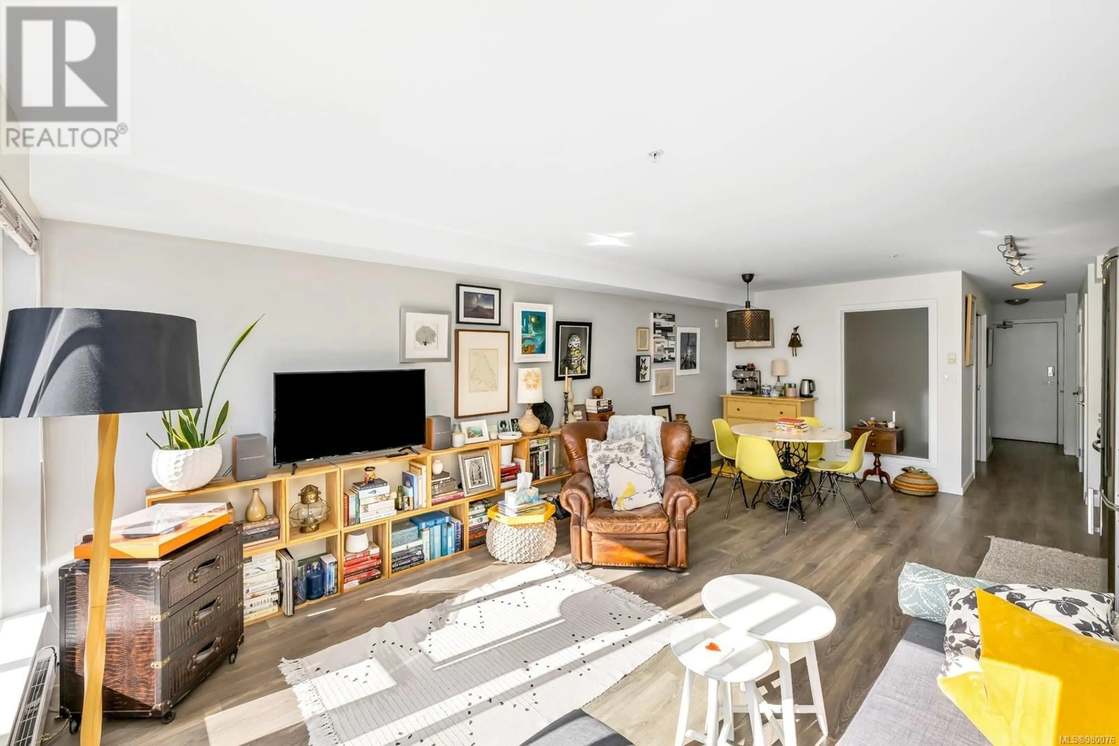 Living room, wood floors for 216 528 Pandora Ave, Victoria British Columbia V8W0C6