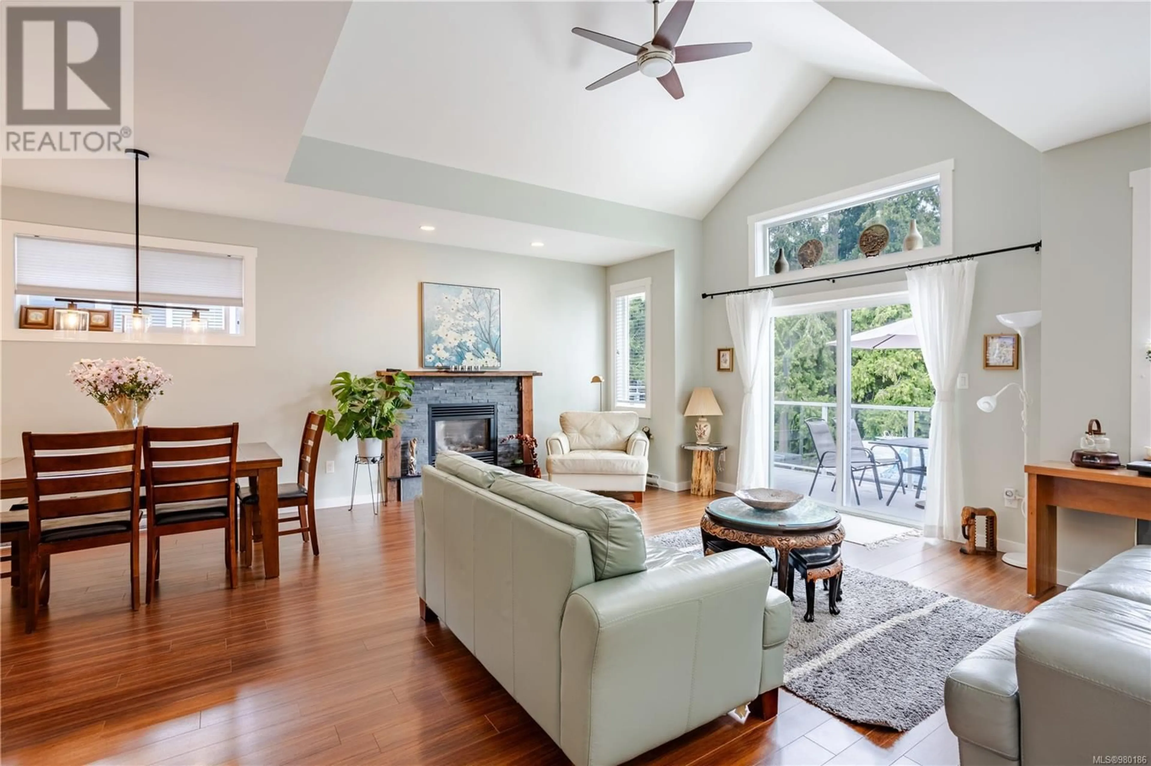 Living room, wood floors for 5727 Bradbury Rd, Nanaimo British Columbia V9T0B6