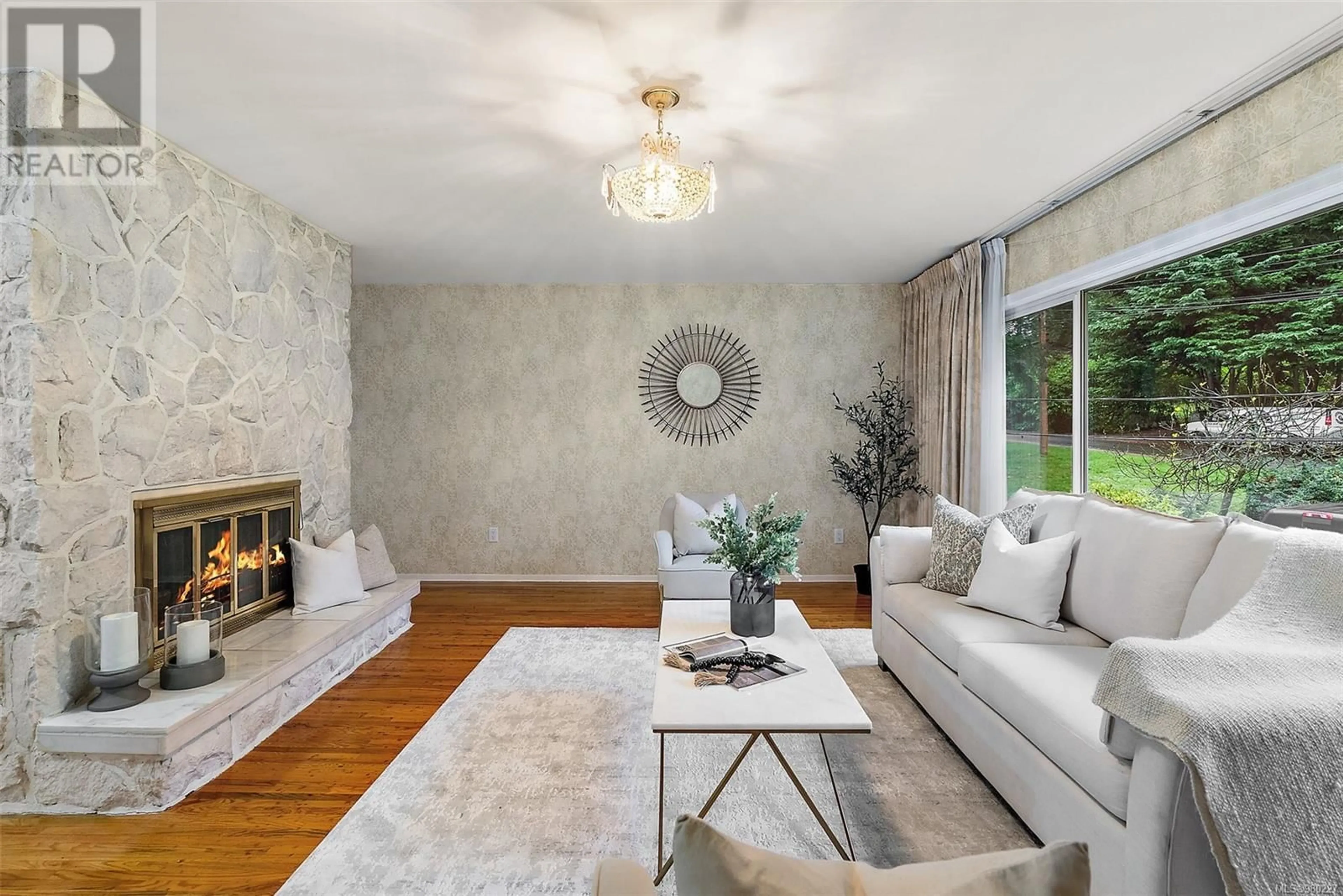 Living room, wood floors for 2146 Neptune Rd, North Saanich British Columbia V8L5J4