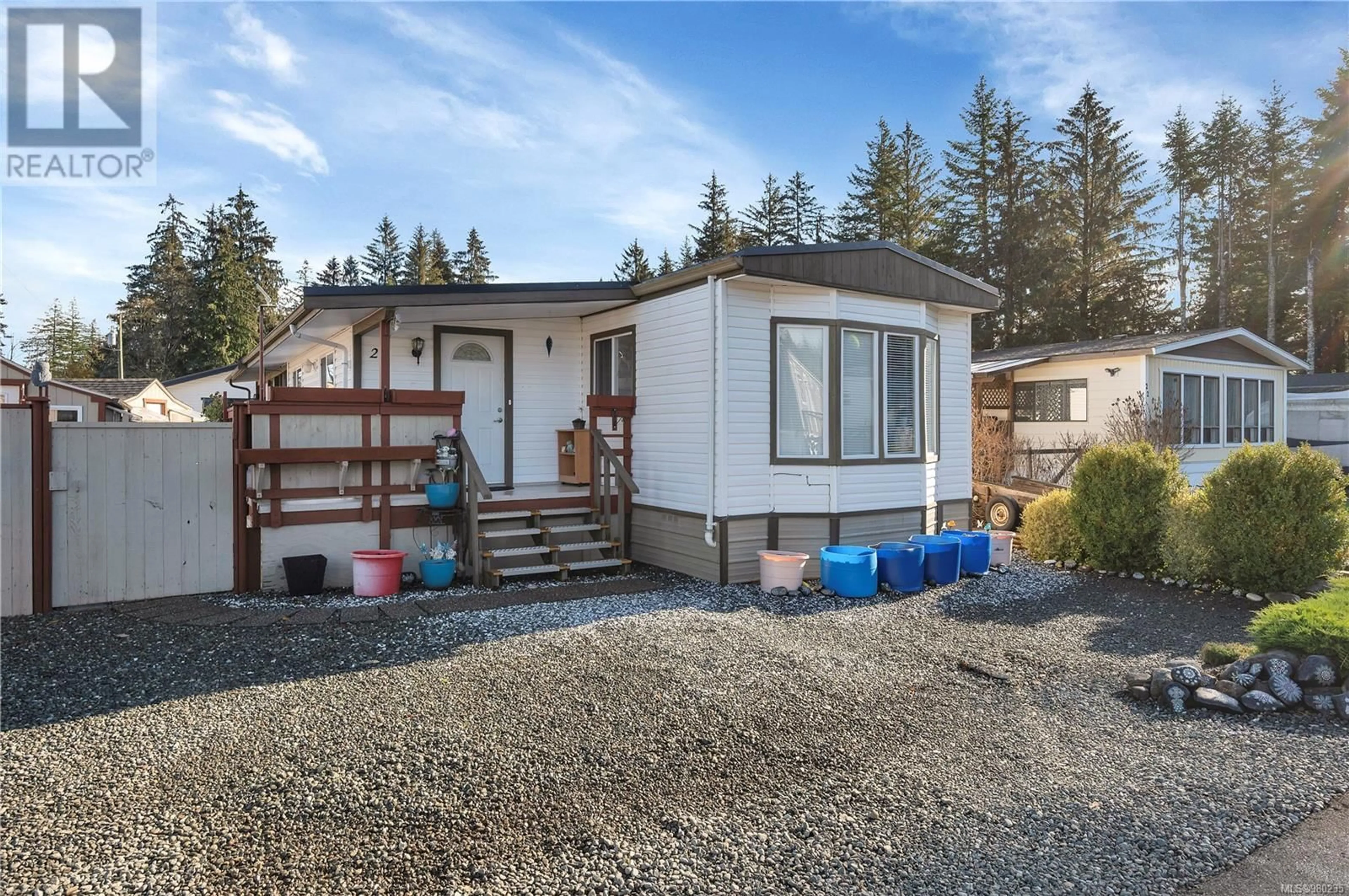 Home with vinyl exterior material for 21 5100 Duncan Bay Rd, Campbell River British Columbia V9H1N5