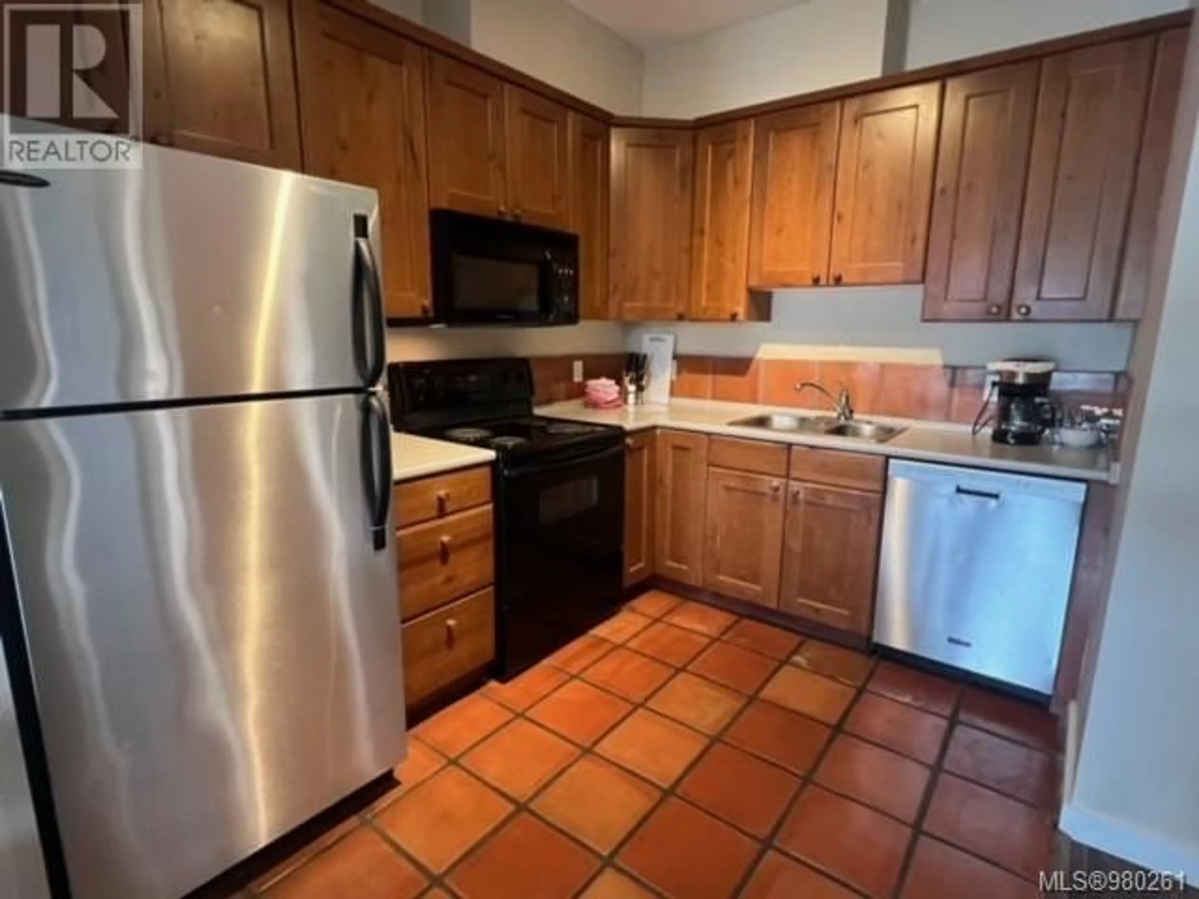 Standard kitchen, wood floors for 602 1971 Harbour Dr, Ucluelet British Columbia V0R3A0