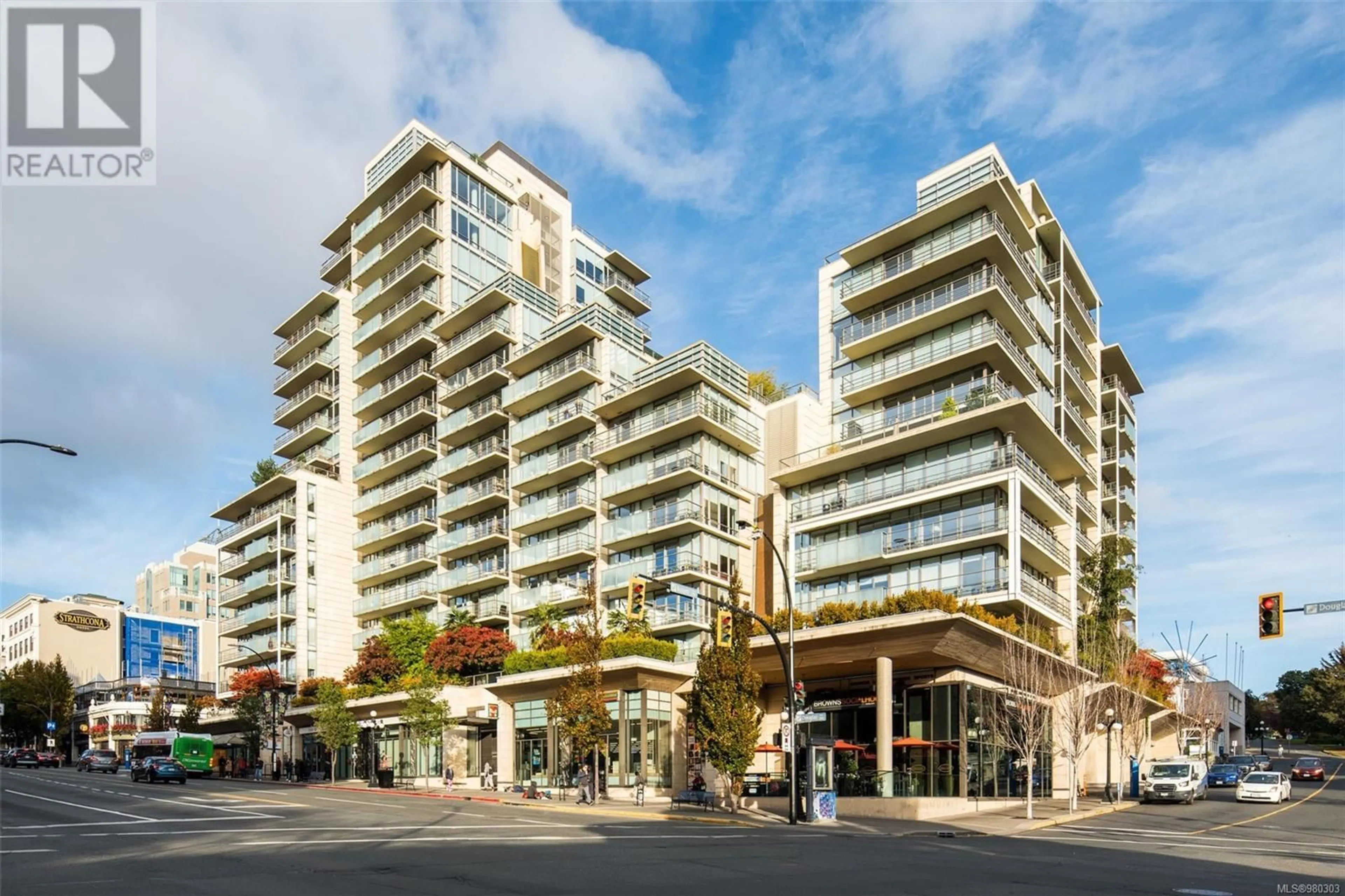 A pic from exterior of the house or condo, the street view for 701 707 Courtney St, Victoria British Columbia V8W0A9