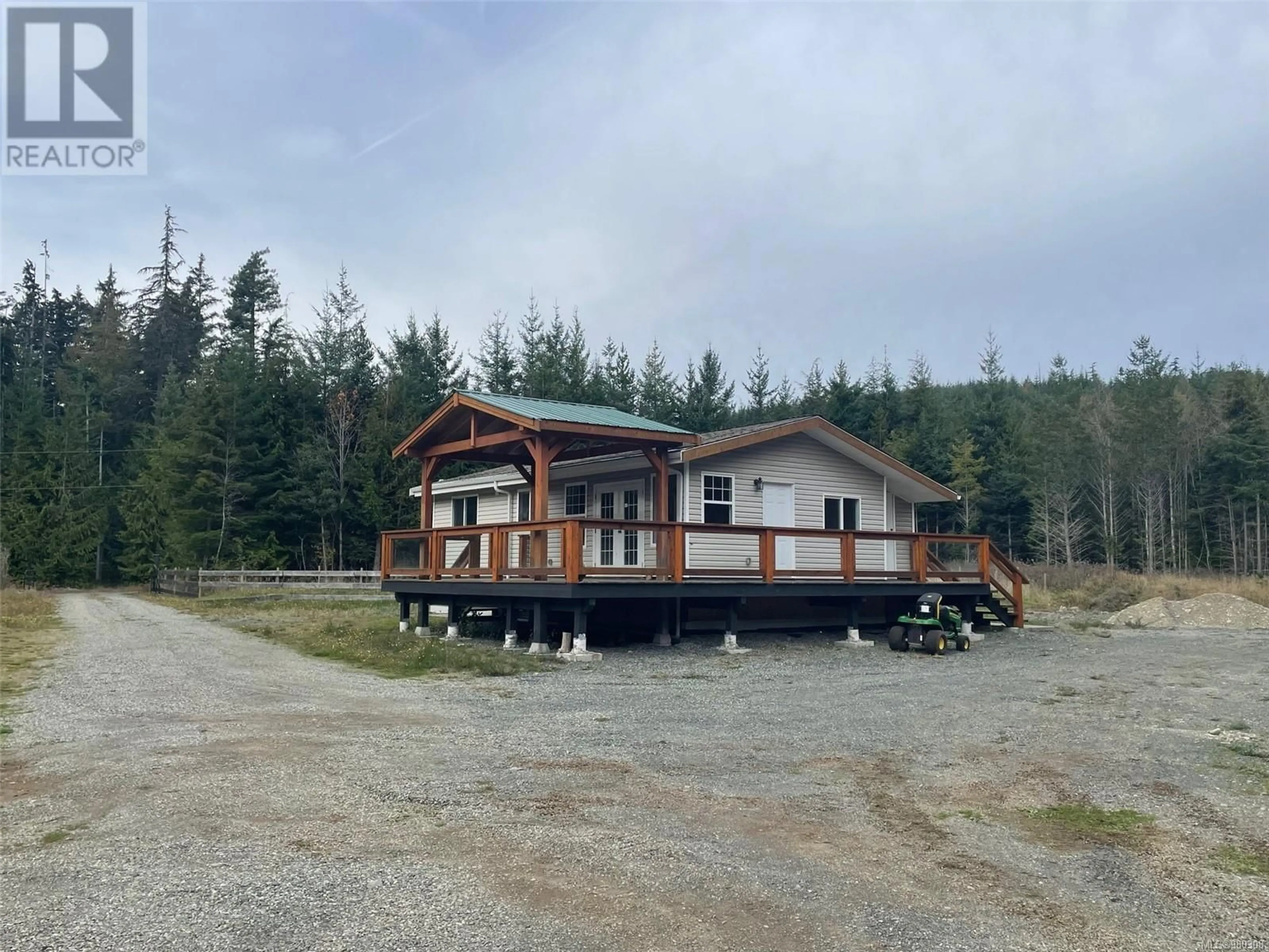 A pic from outside/outdoor area/front of a property/back of a property/a pic from drone, building for 2590 CLARK ROAD, Sooke British Columbia V9Z0K5