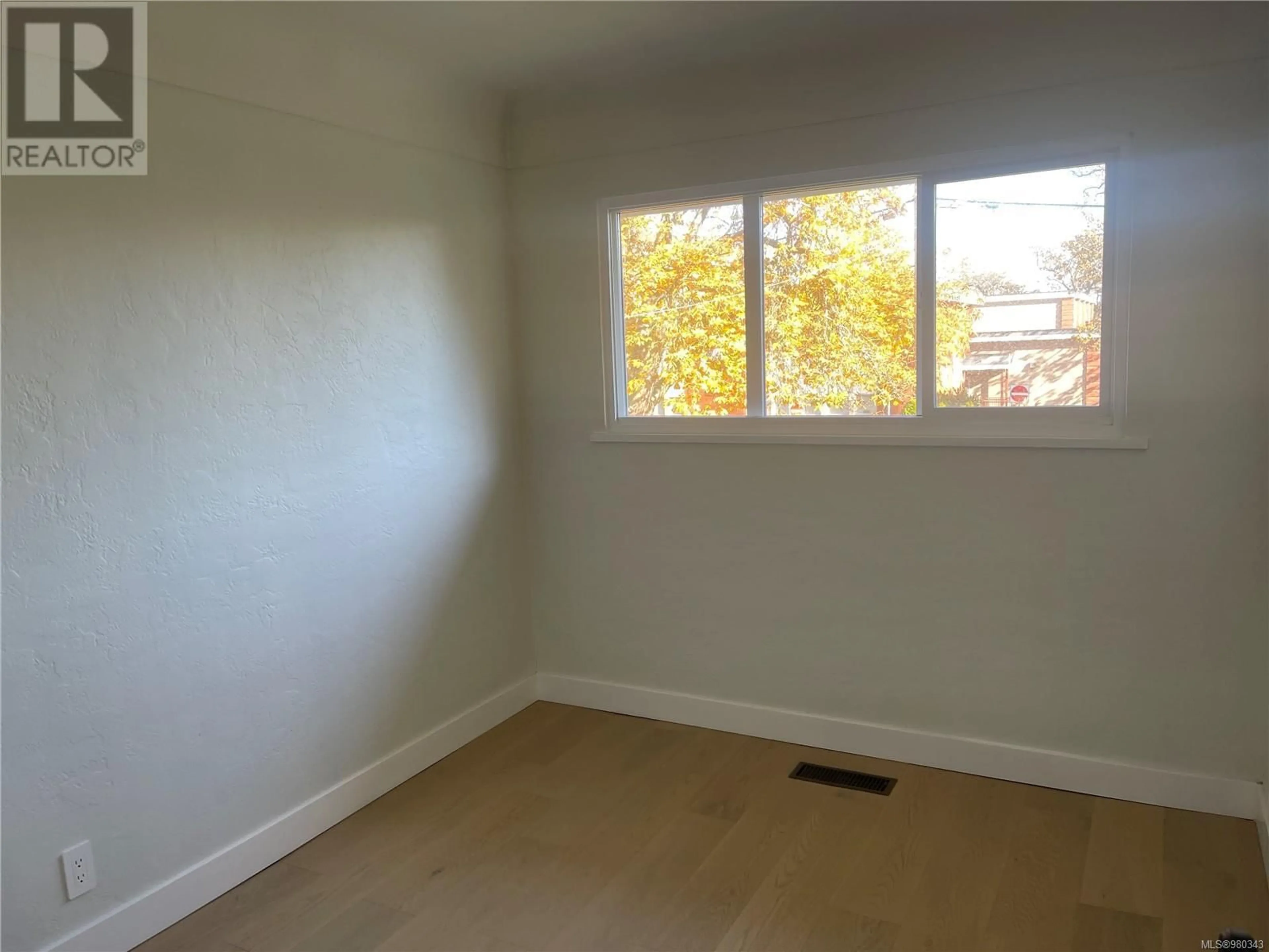 A pic of a room, not visible floor for 824 Monterey Ave, Oak Bay British Columbia V8S4V2