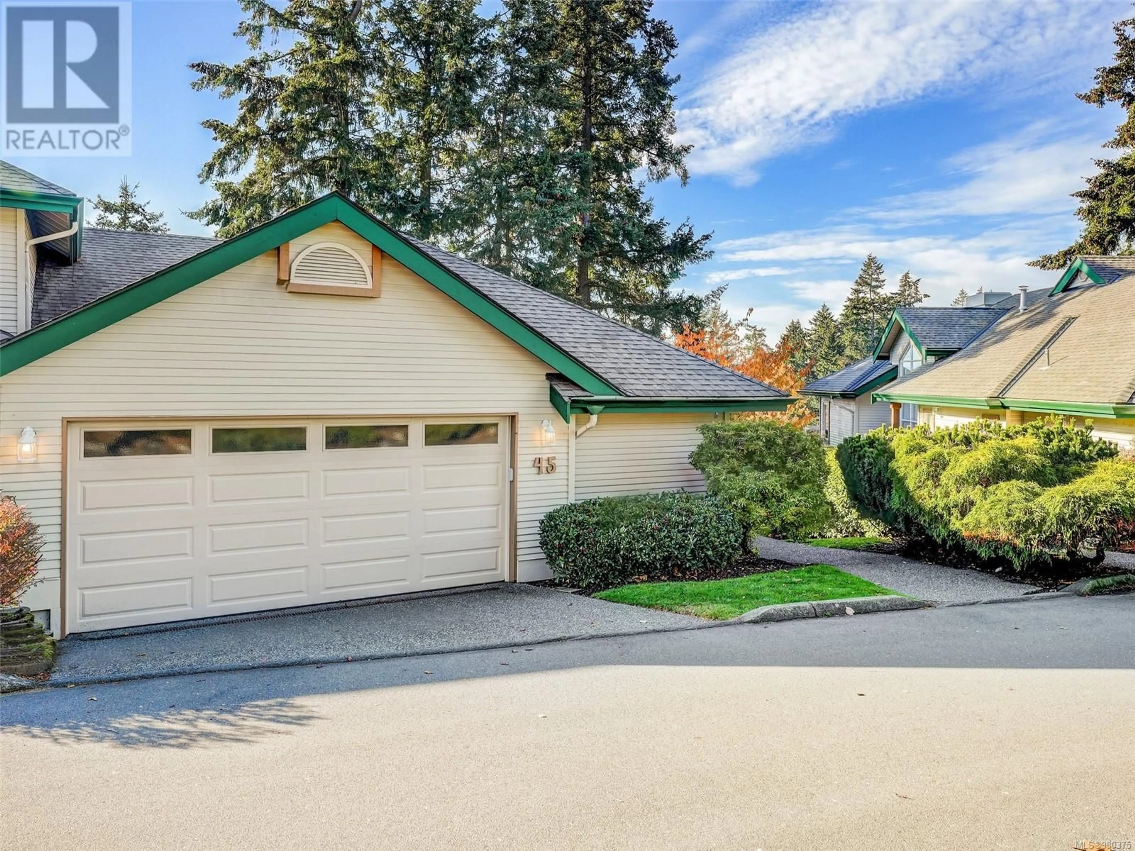 Frontside or backside of a home, cottage for 45 530 Marsett Pl, Saanich British Columbia V8Z7J2