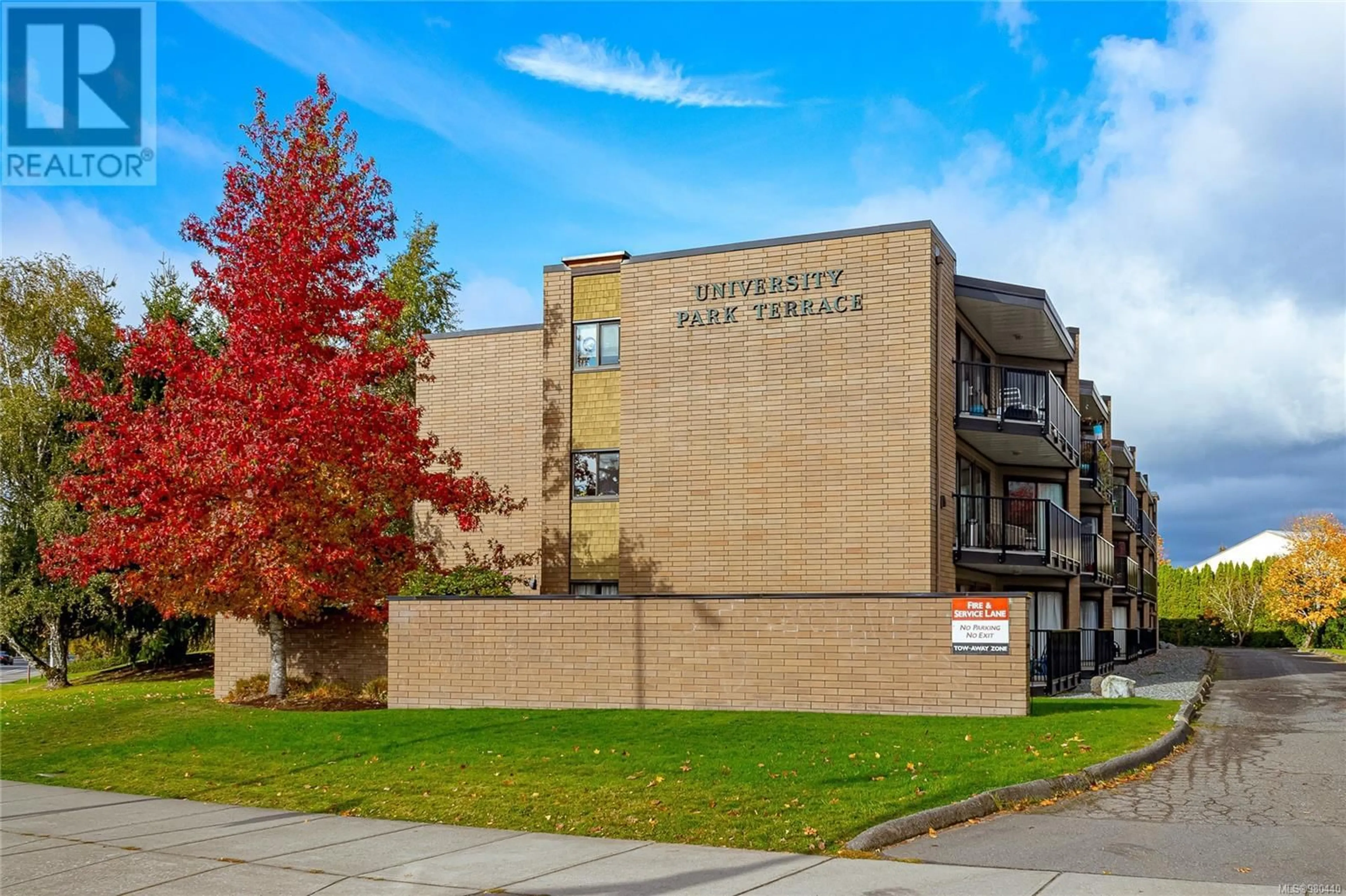 A pic from exterior of the house or condo, the front or back of building for 221 1870 McKenzie Ave, Saanich British Columbia V8N4X3