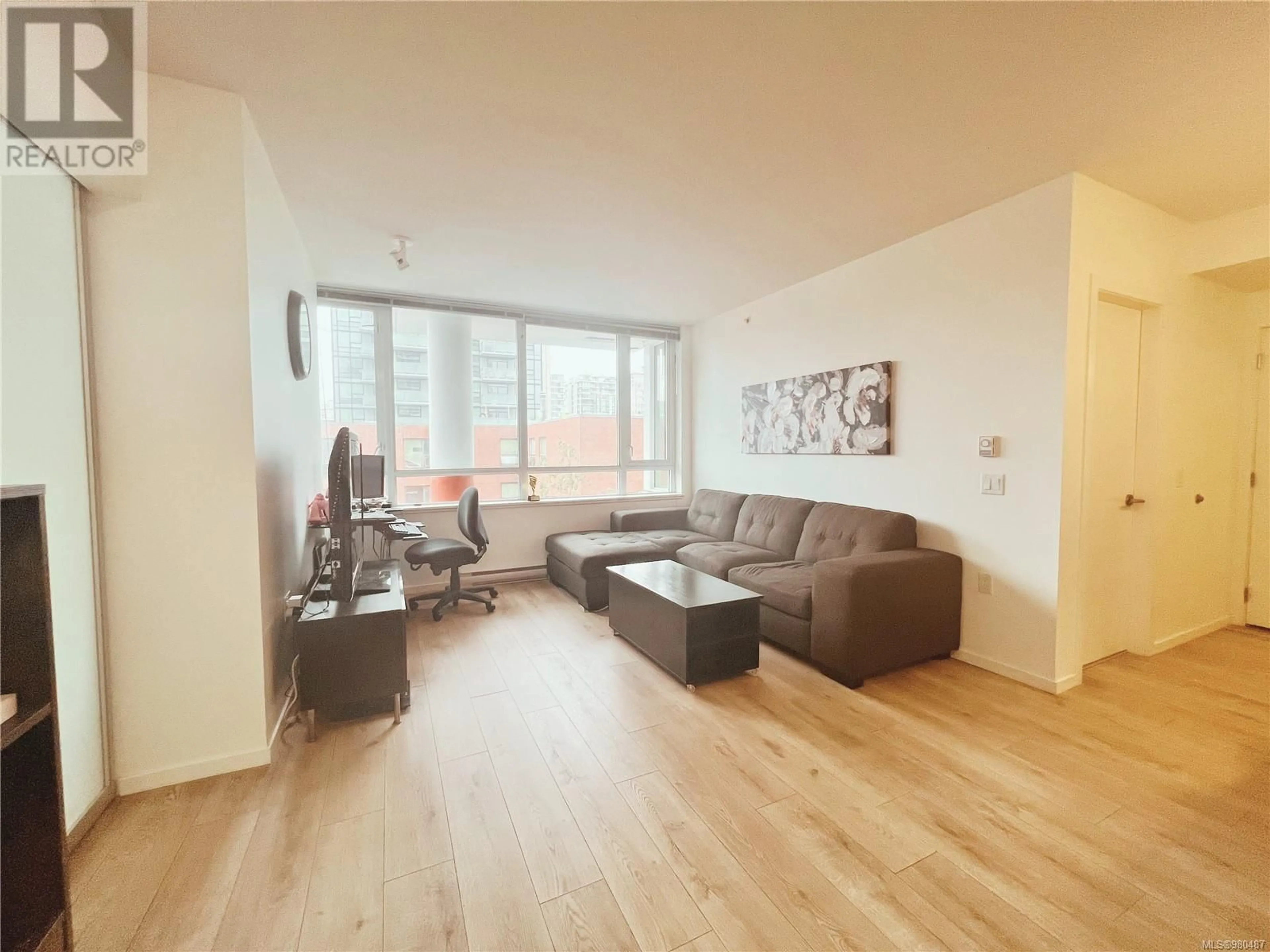 A pic of a room, wood floors for 508 834 Johnson St, Victoria British Columbia V8W1N3