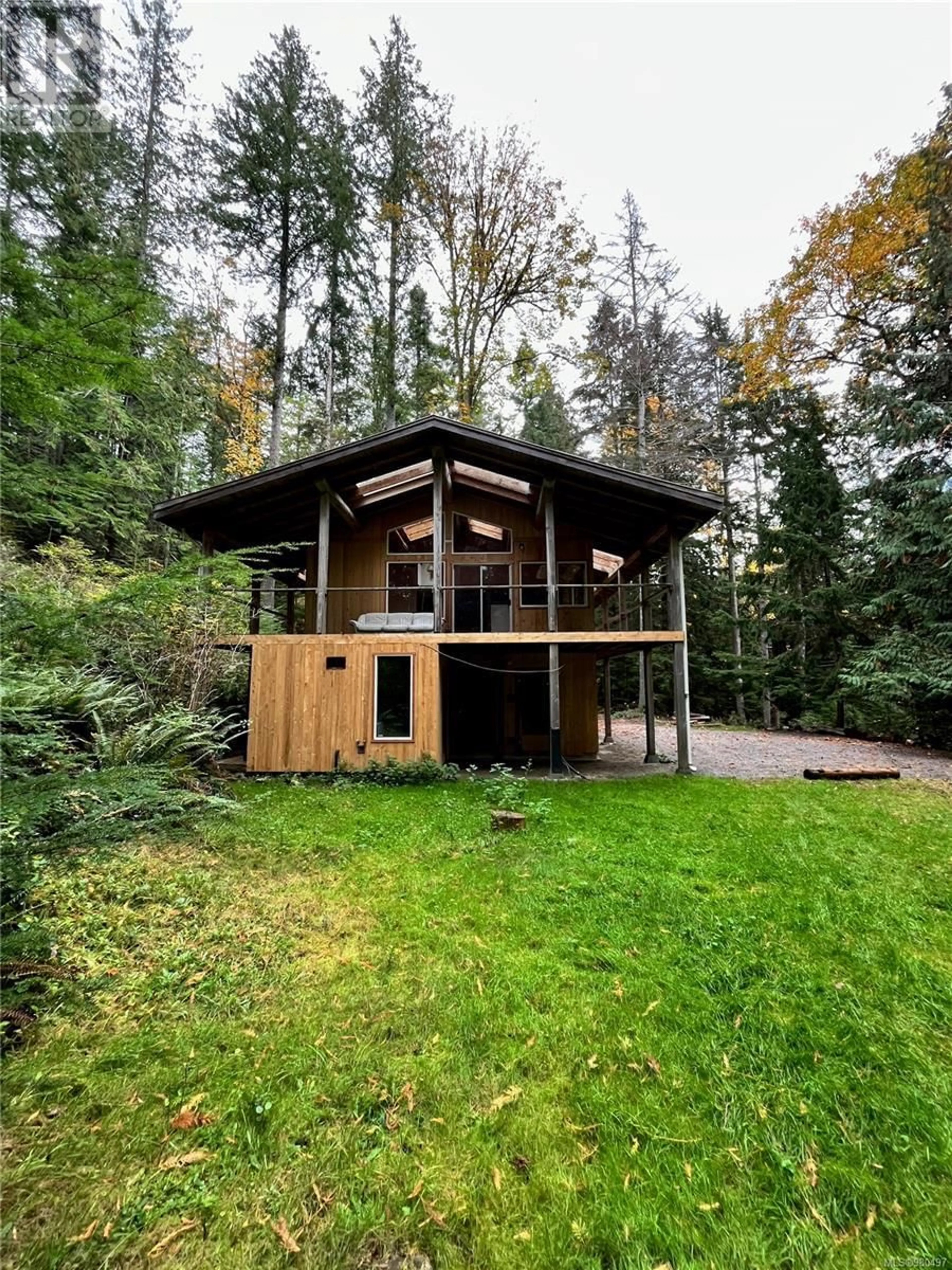 Shed for 421 Whaletown Rd, Cortes Island British Columbia V0P1Z0