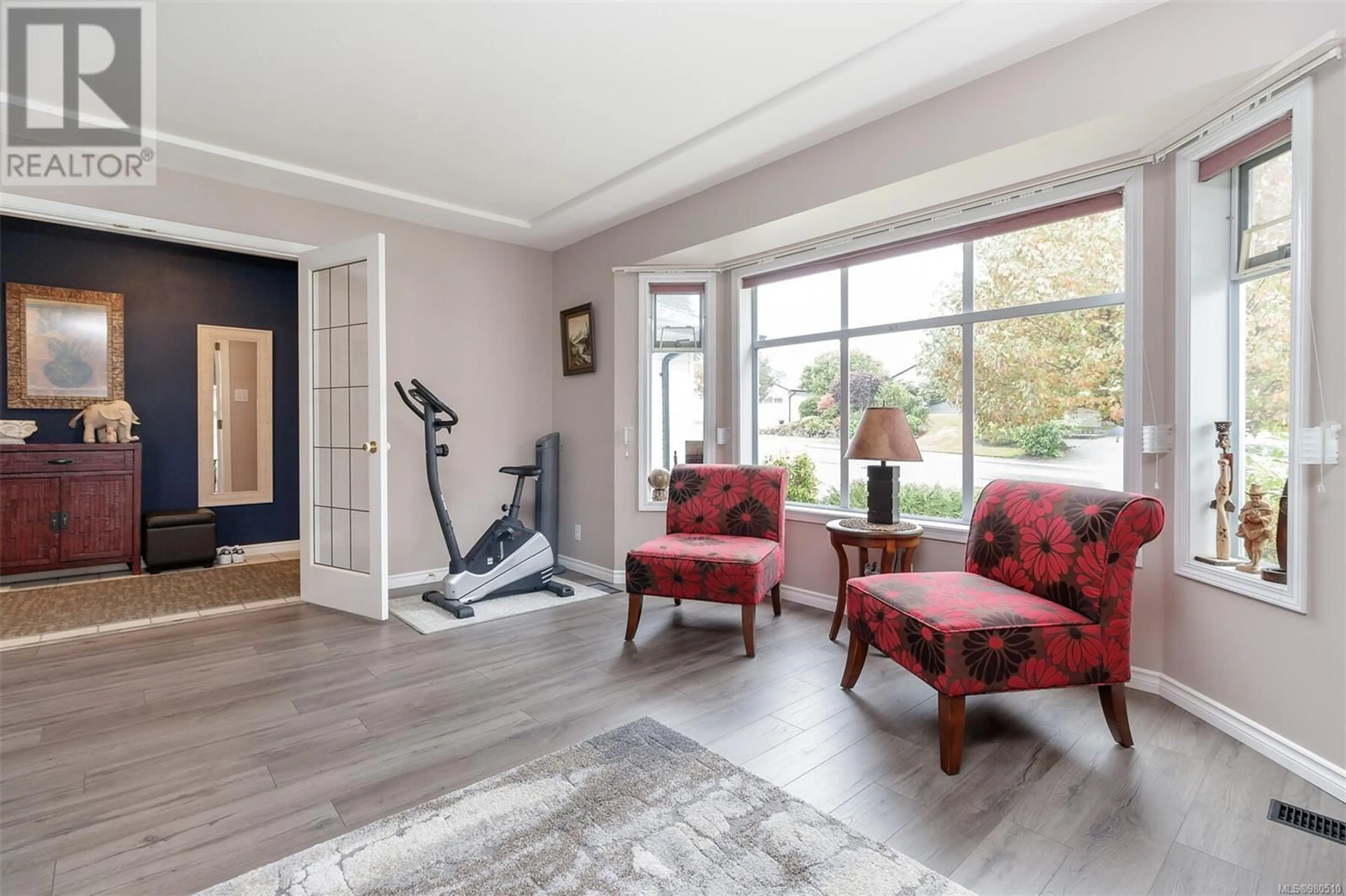 Gym or fitness room, wood floors for 5958 Tweedsmuir Cres, Nanaimo British Columbia V9T5Y7