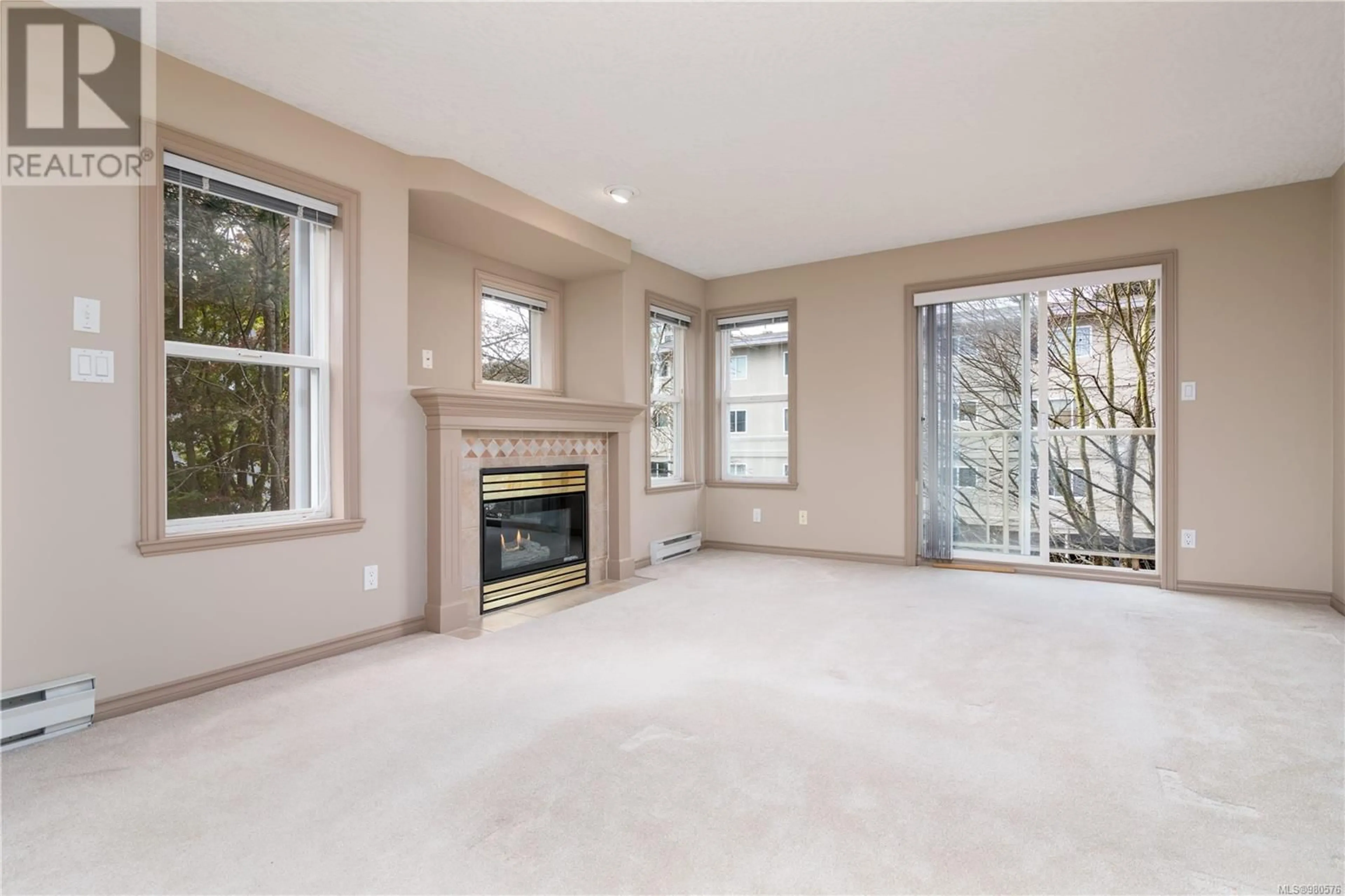 A pic of a room, wood floors for 306 320 Menzies St, Victoria British Columbia V8V2G9