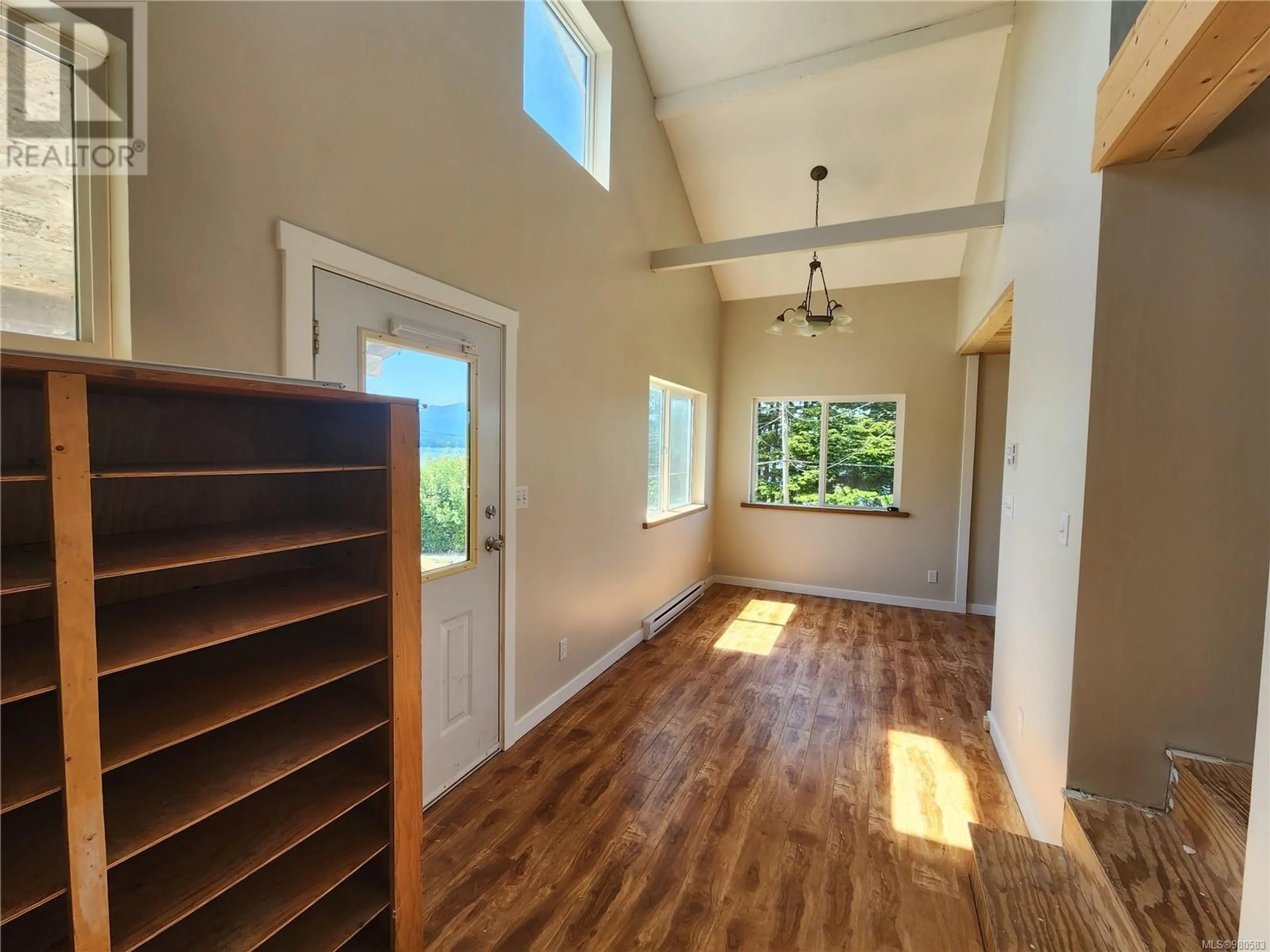 Indoor foyer, wood floors for 99 HEMLOCK St, Alert Bay British Columbia V0N1A0