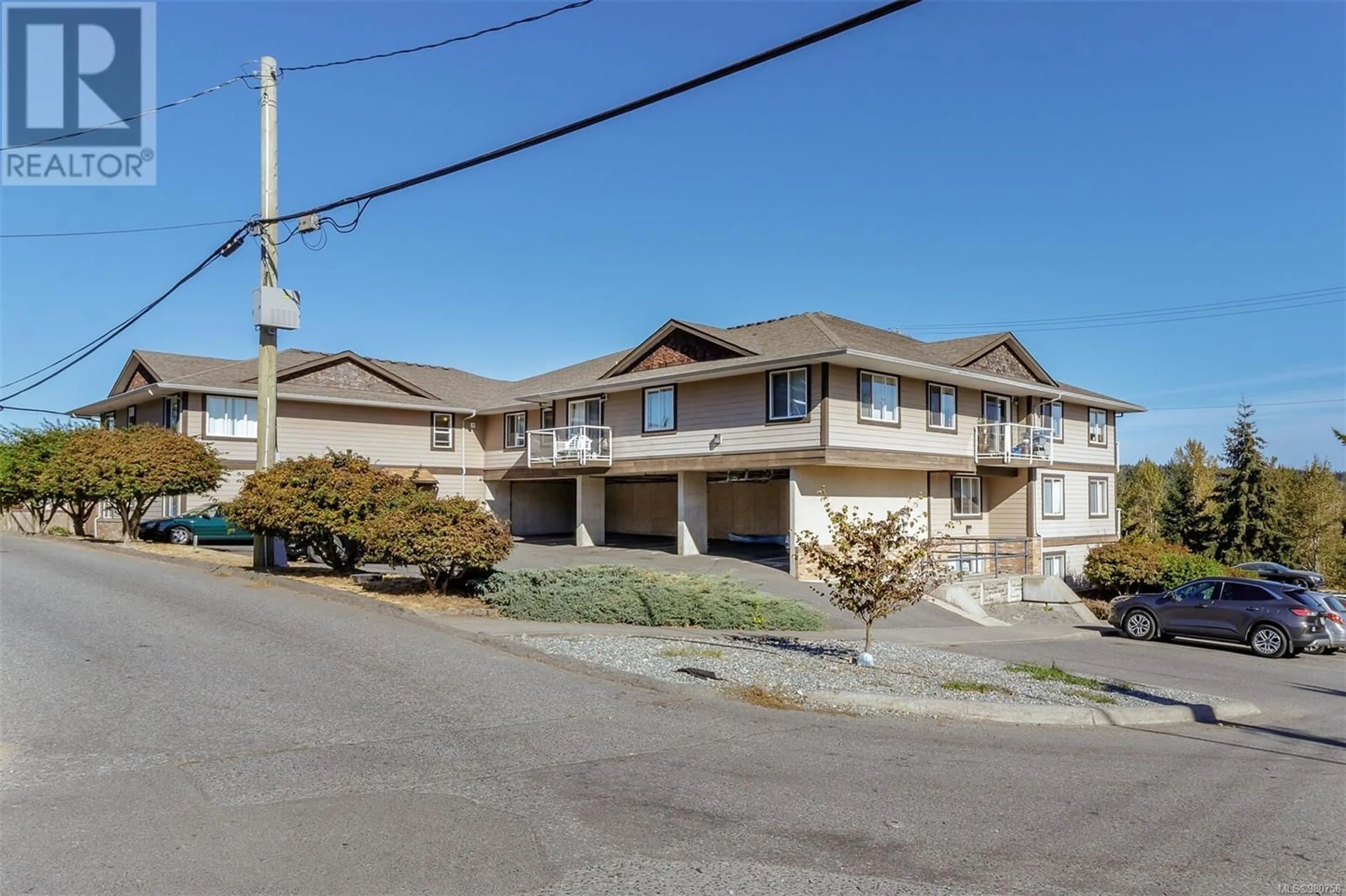 A pic from exterior of the house or condo, the street view for 6 8 White St, Ladysmith British Columbia V9G1A3