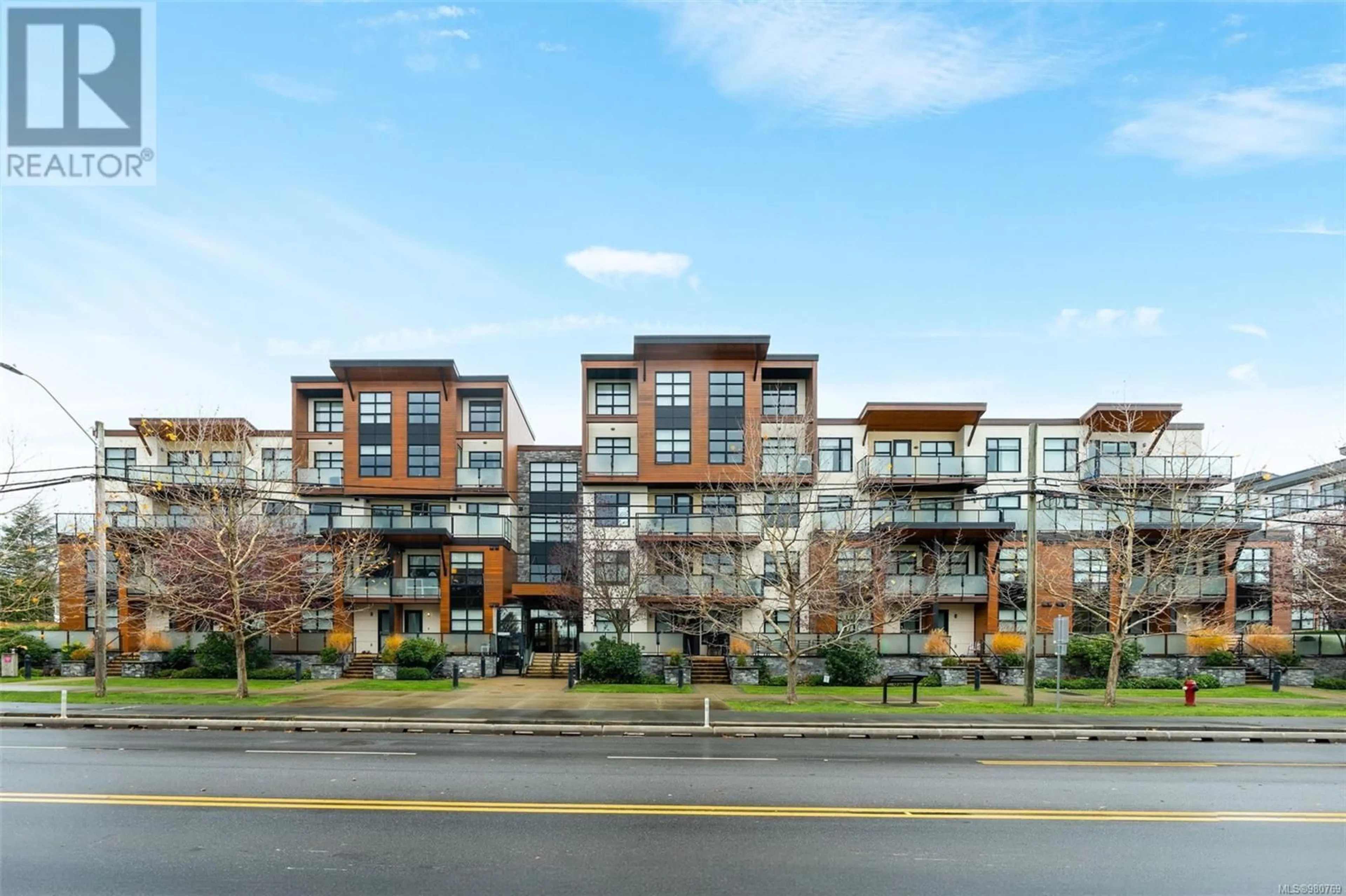 Unknown for 203 - 4000 SHELBOURNE STREET, Saanich British Columbia V8N0B6
