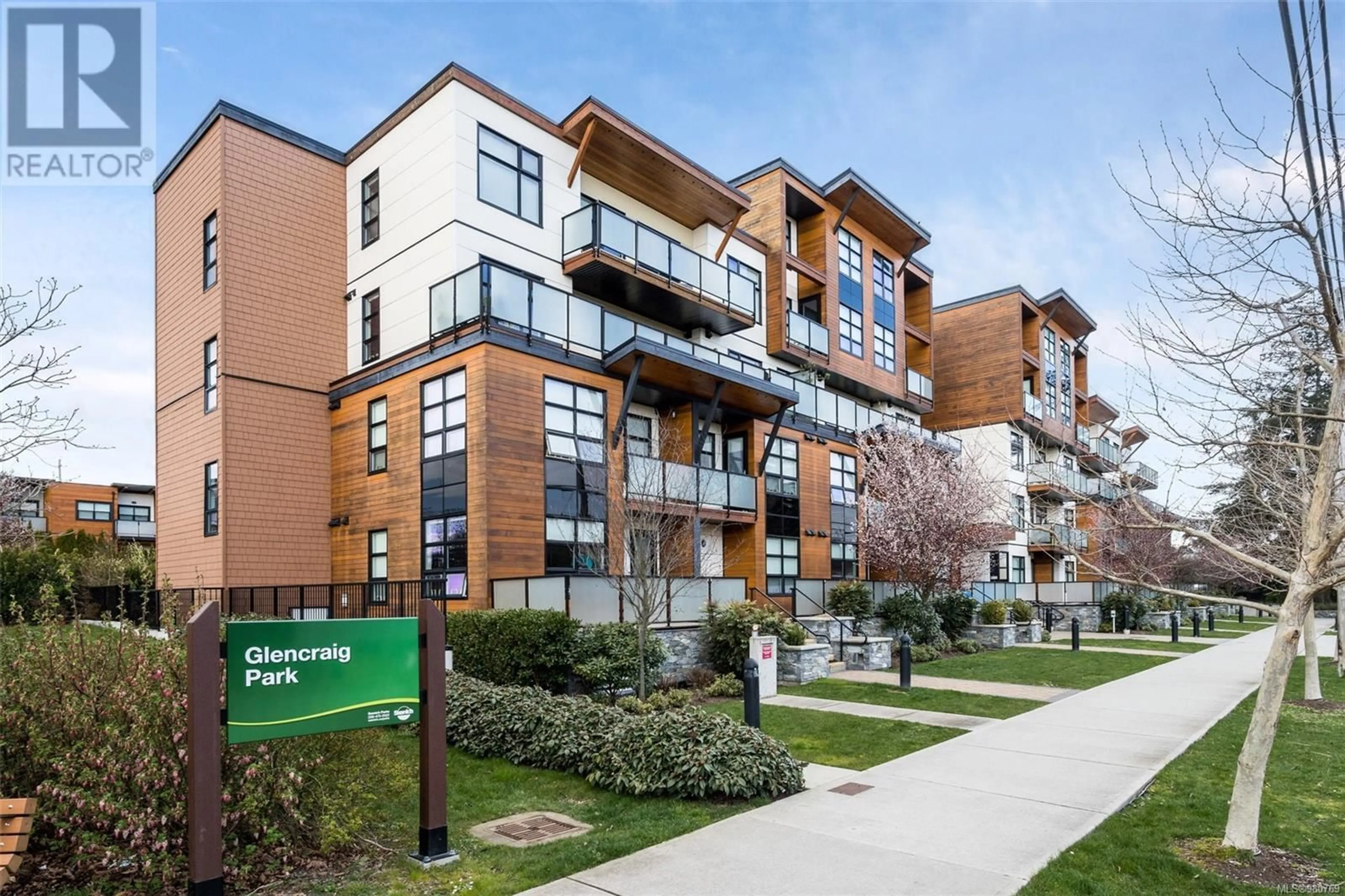 Unknown for 203 - 4000 SHELBOURNE STREET, Saanich British Columbia V8N0B6