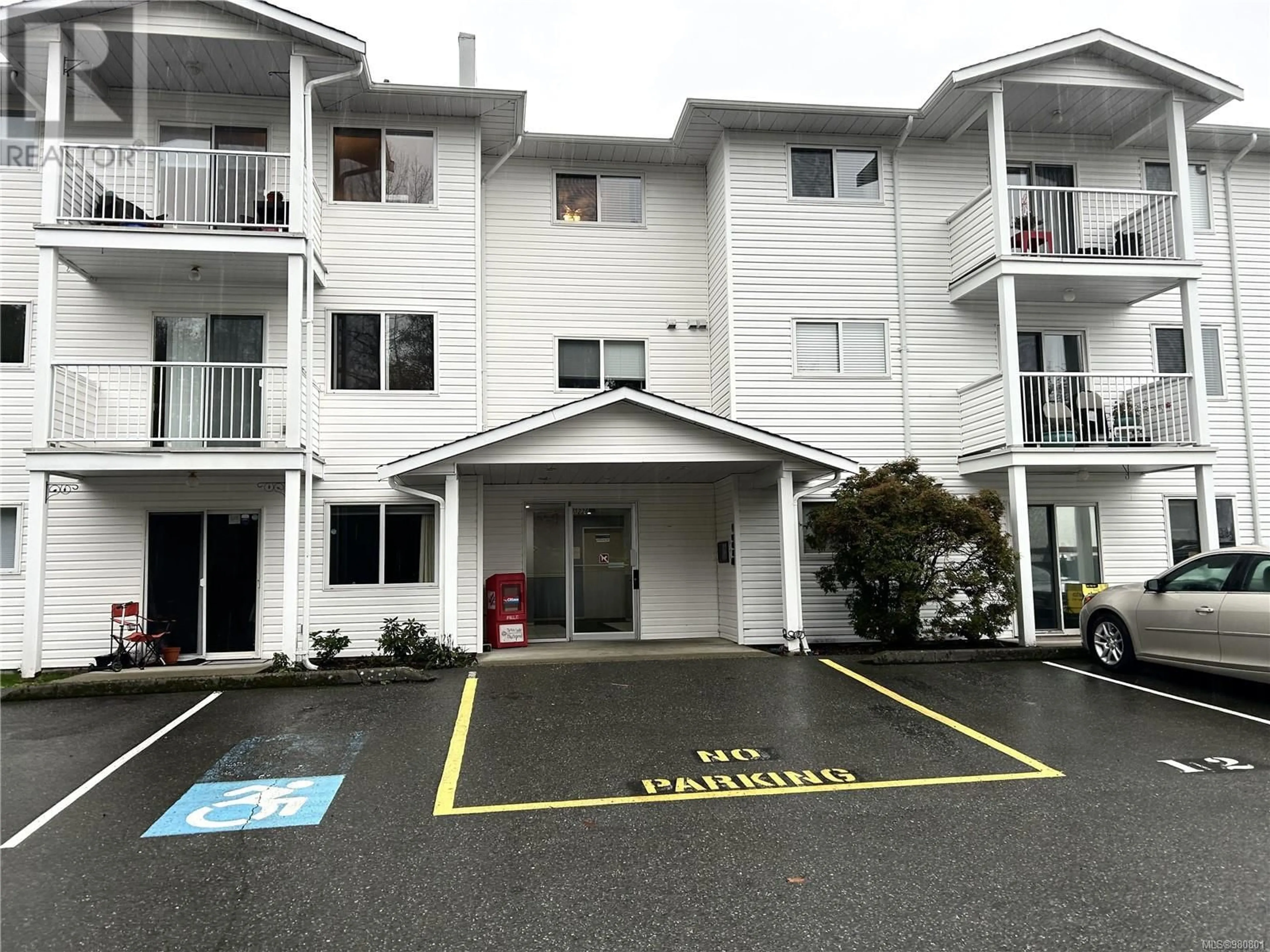 A pic from exterior of the house or condo, the front or back of building for 306 3226 Cowichan Lake Rd, Duncan British Columbia V9L4B9