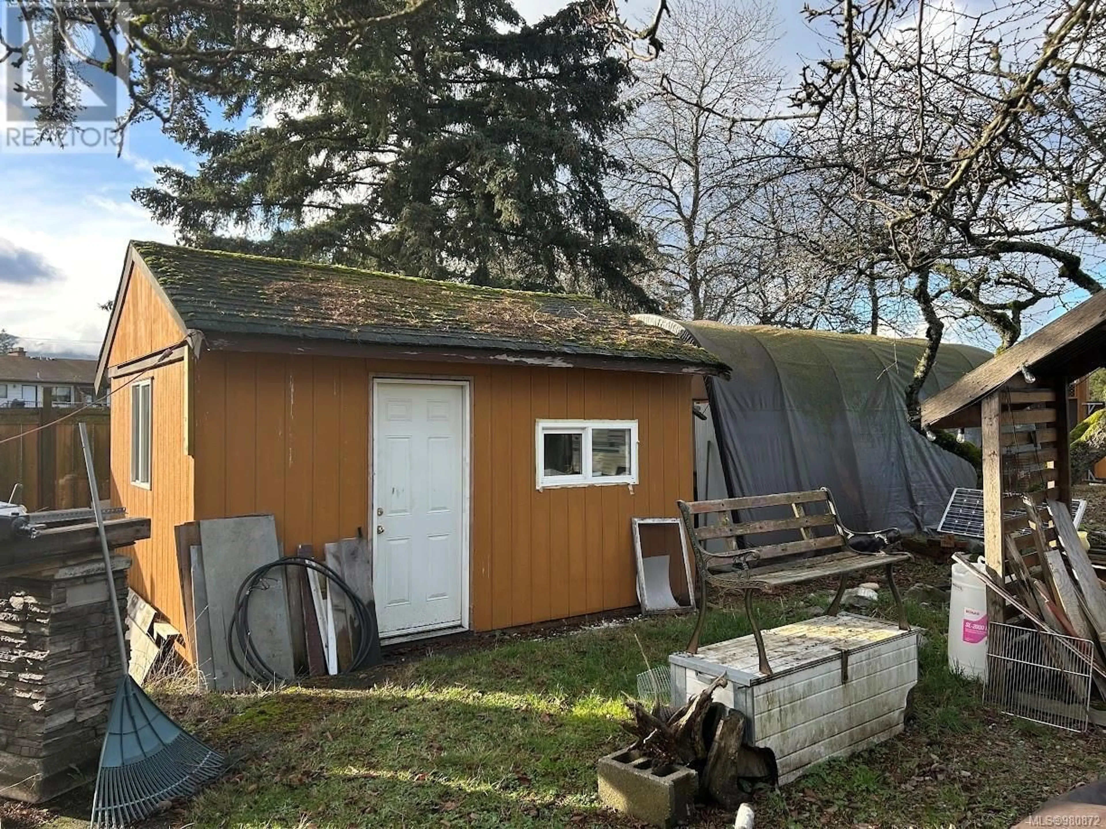 Shed for 2324 Whitney Rd, Nanaimo British Columbia V9T3S9