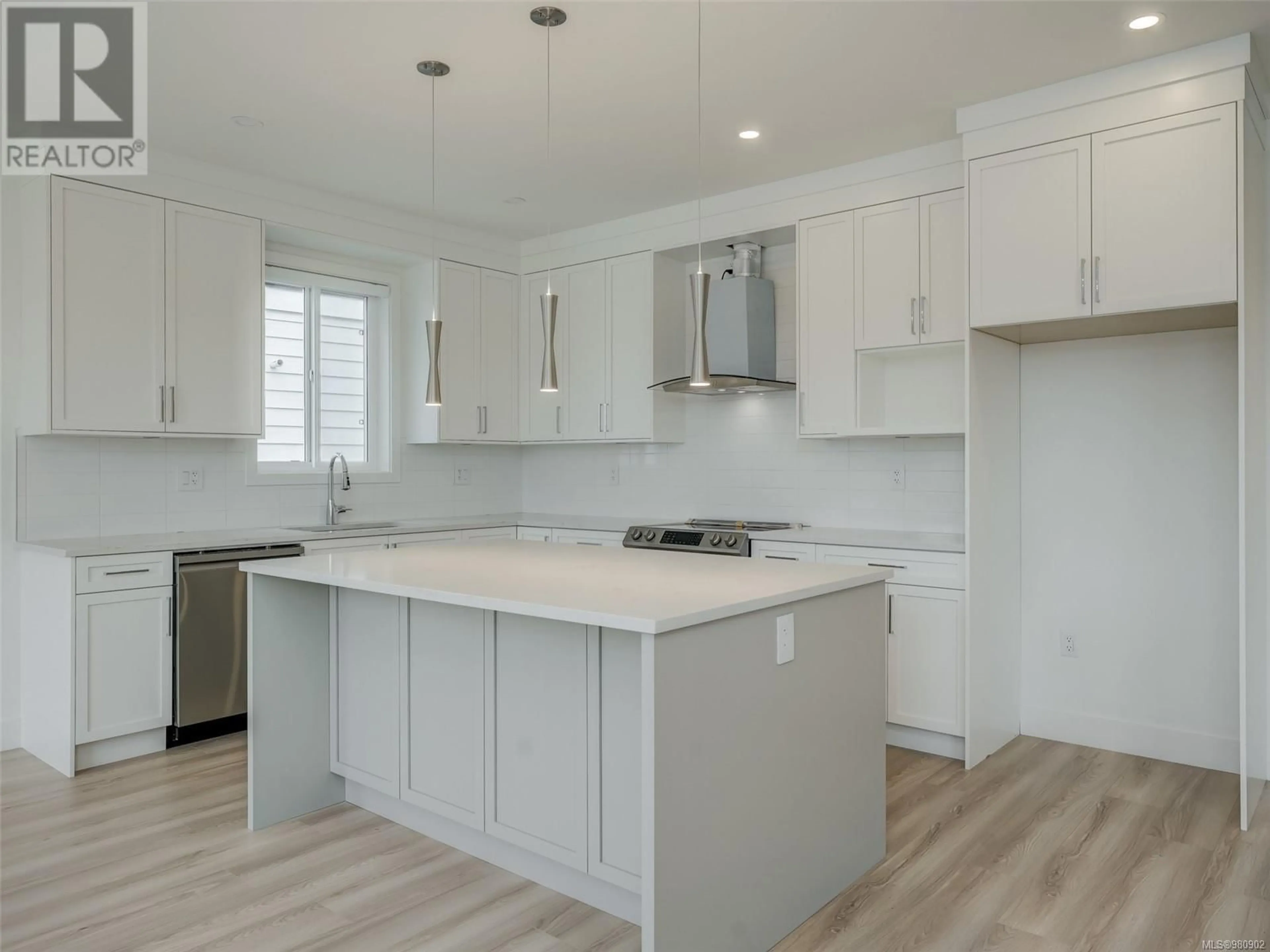 Open concept kitchen for 2331 Swallow Pl, Langford British Columbia V9B6Y6