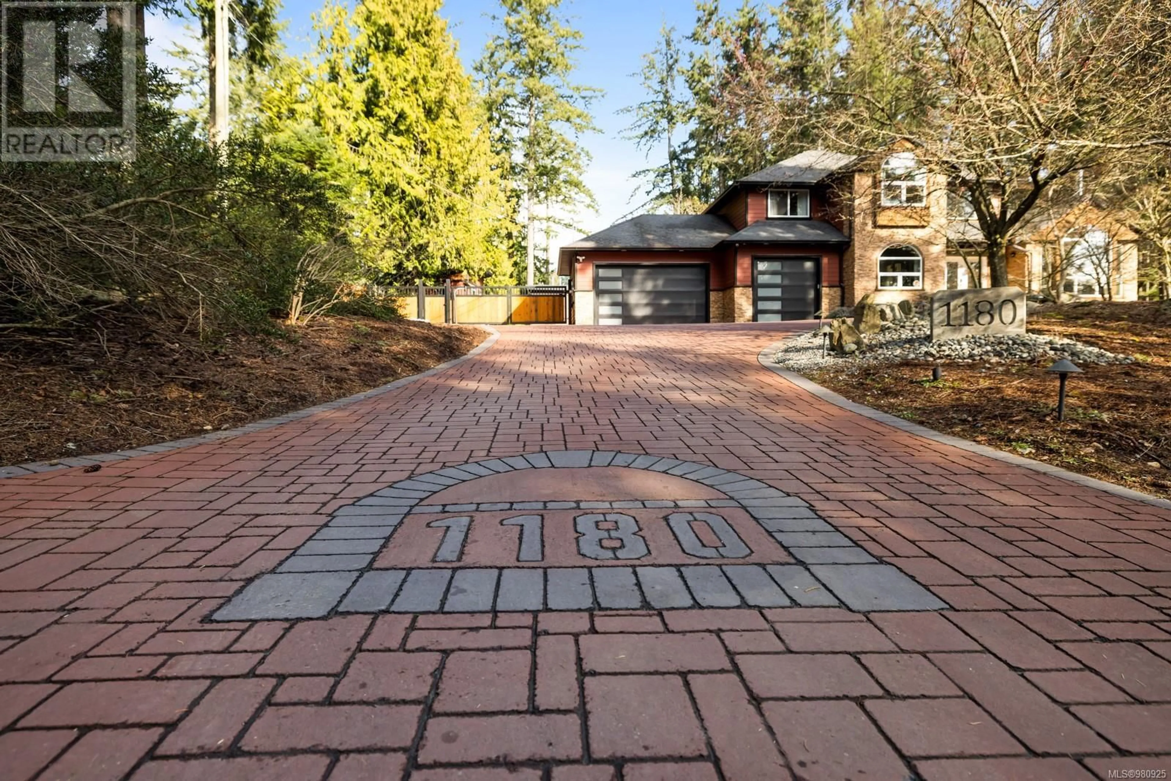 Home with brick exterior material for 1180 Maple Rd, North Saanich British Columbia V8L5P7