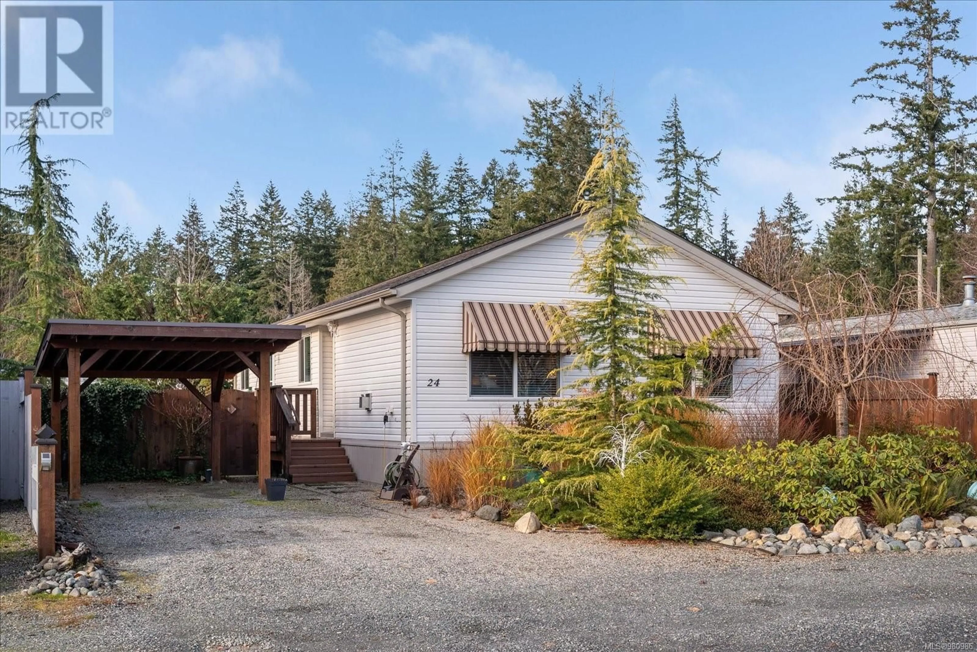 Frontside or backside of a home, cottage for 24 3704 Melrose Rd, Whiskey Creek British Columbia V9K1V3