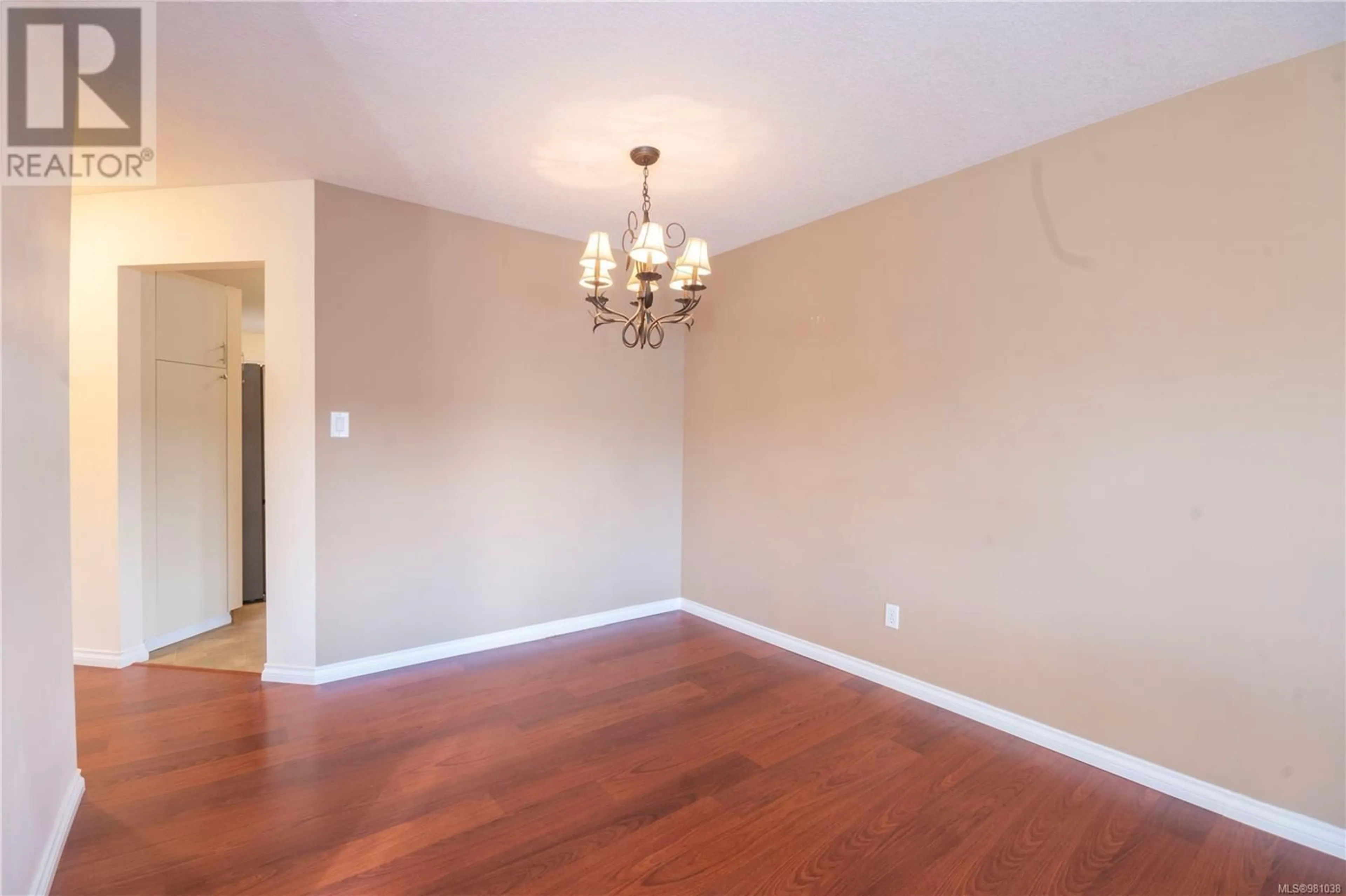 Dining room, wood floors, cottage for 5 4750 Uplands Dr, Nanaimo British Columbia V9T5V1