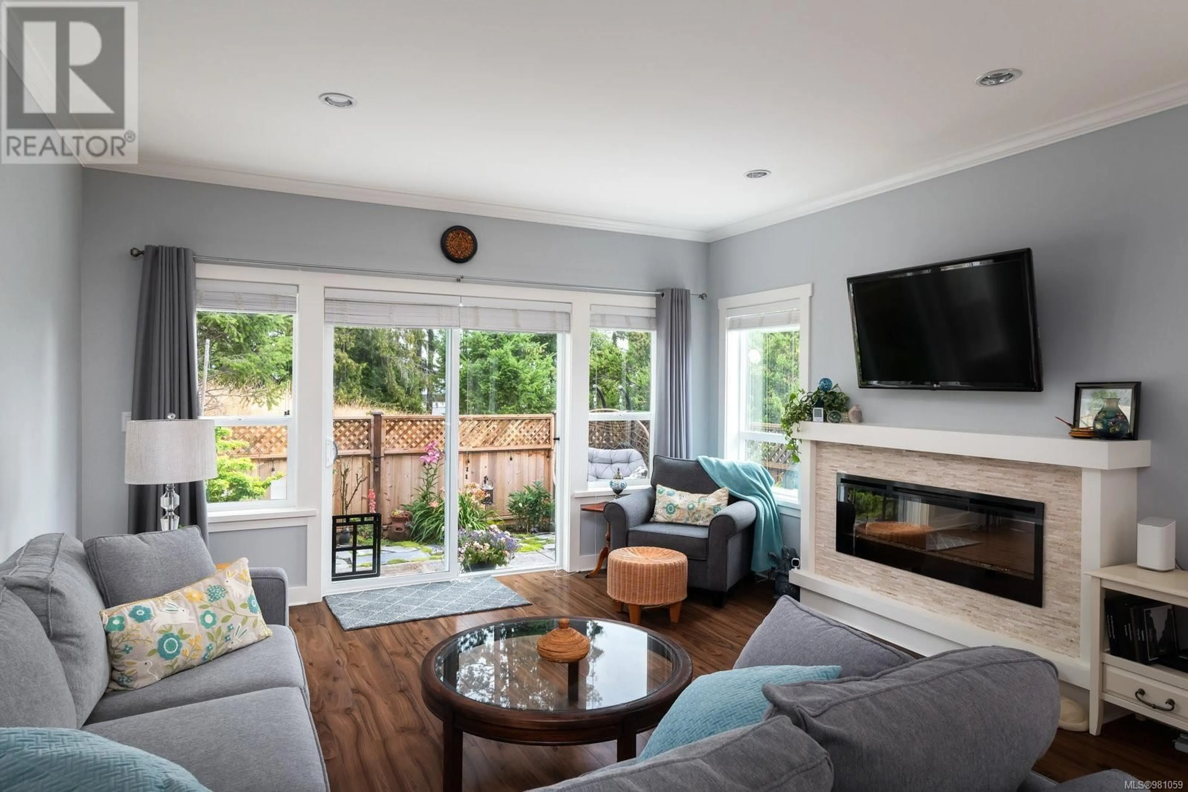 Living room, wood floors for 3059 Alouette Dr, Langford British Columbia V9B0M7