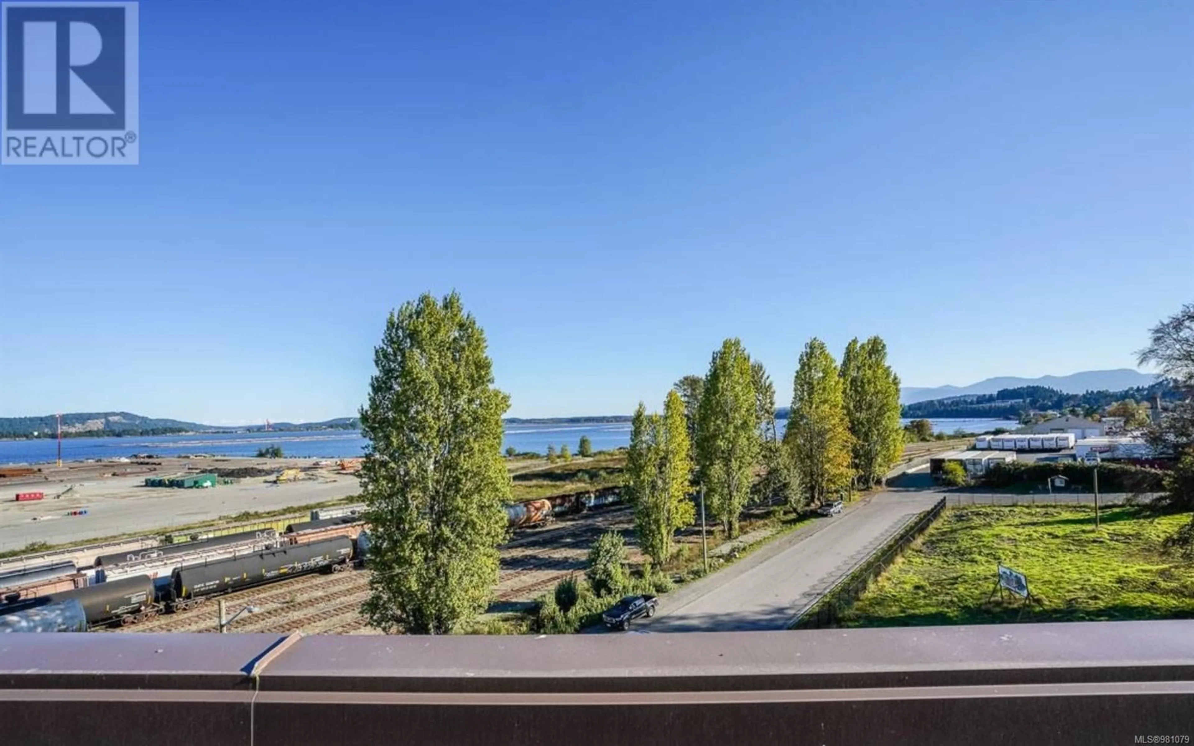 Patio, the view of lake or river for 108 155 Fry St, Nanaimo British Columbia V9R0H6