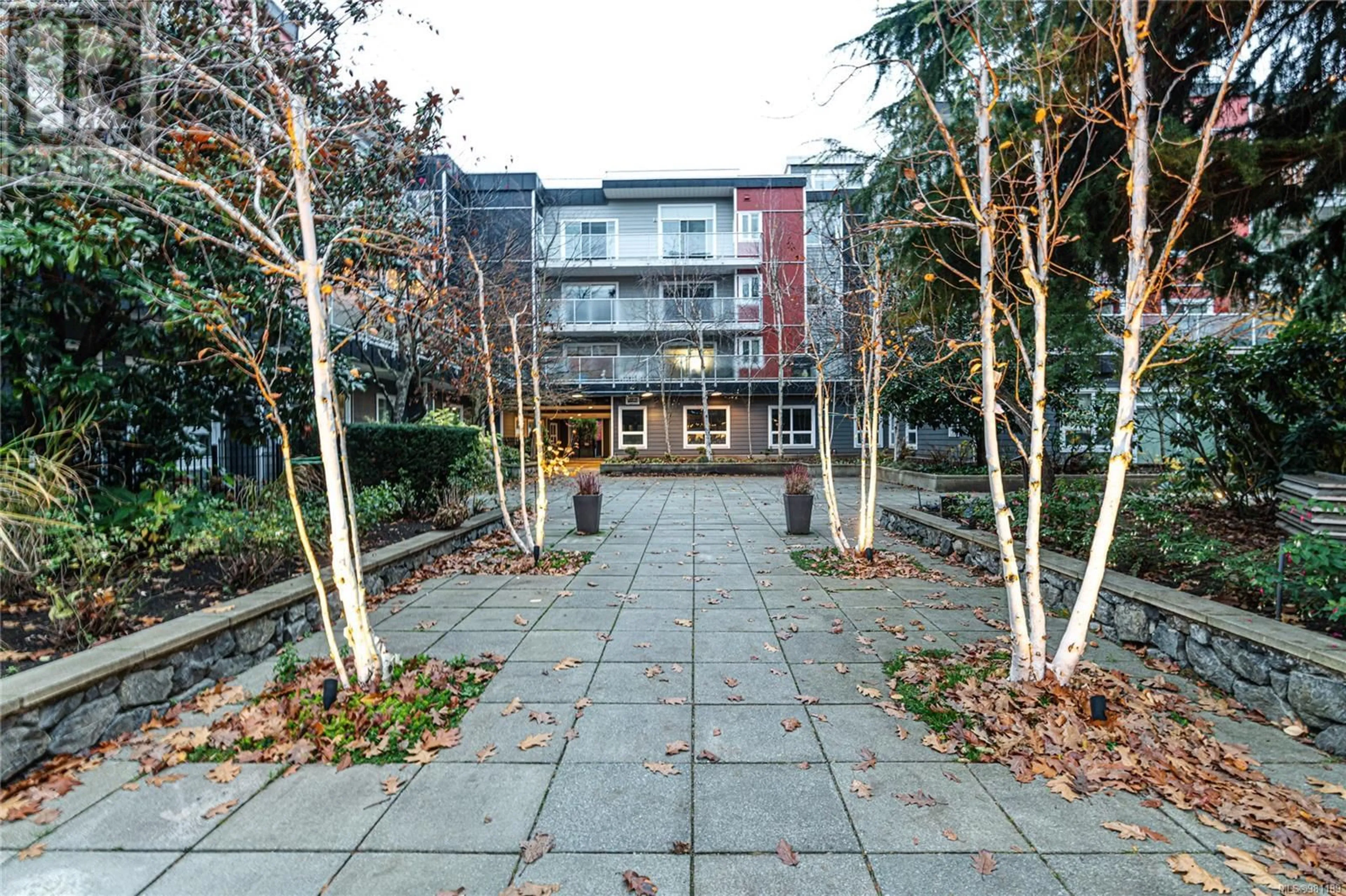 A pic from exterior of the house or condo, the front or back of building for 310 1315 Esquimalt Rd, Esquimalt British Columbia V9A3P5