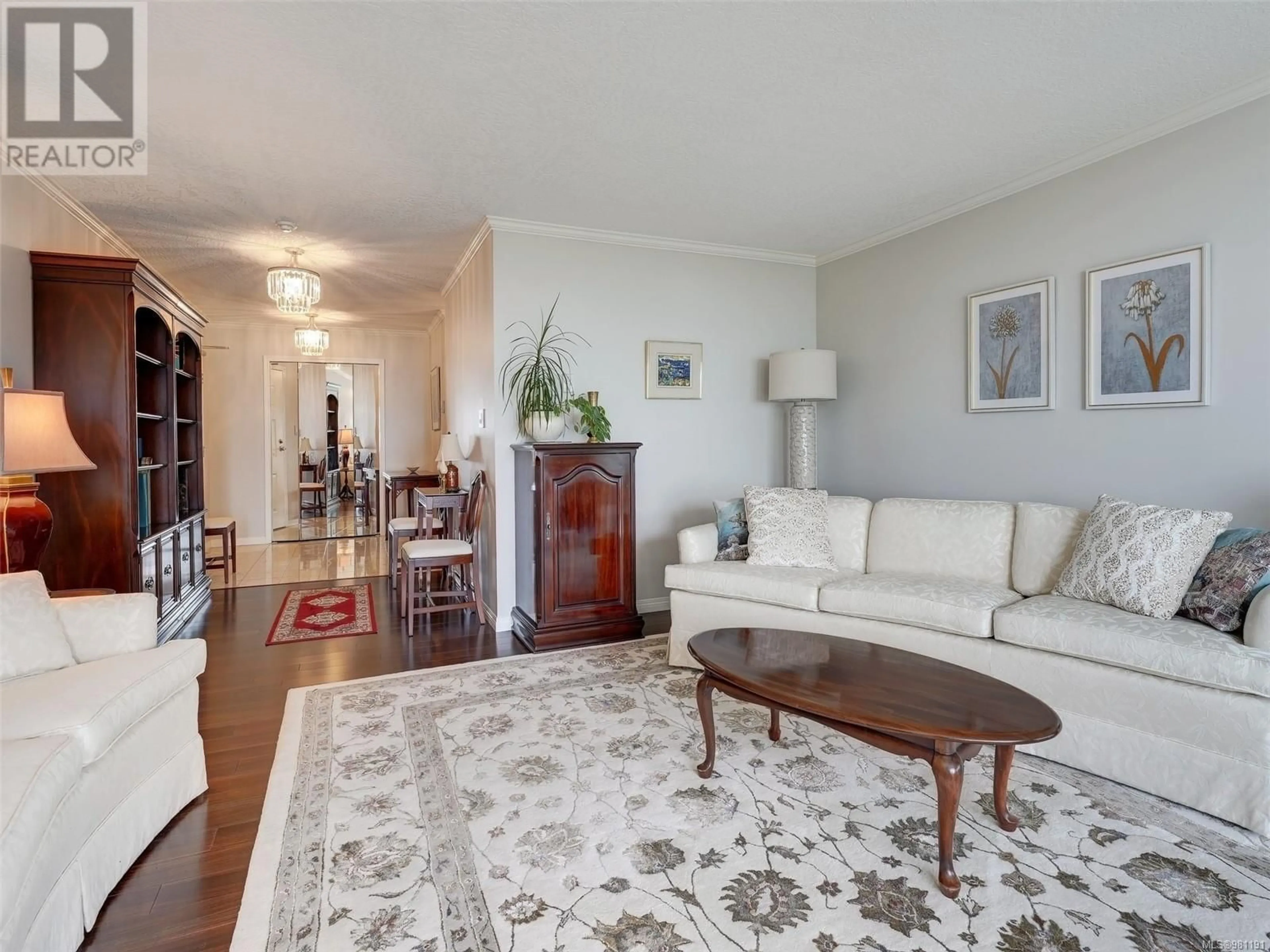 Living room, wood floors for 2301 2829 Arbutus Rd, Saanich British Columbia V8N5X5