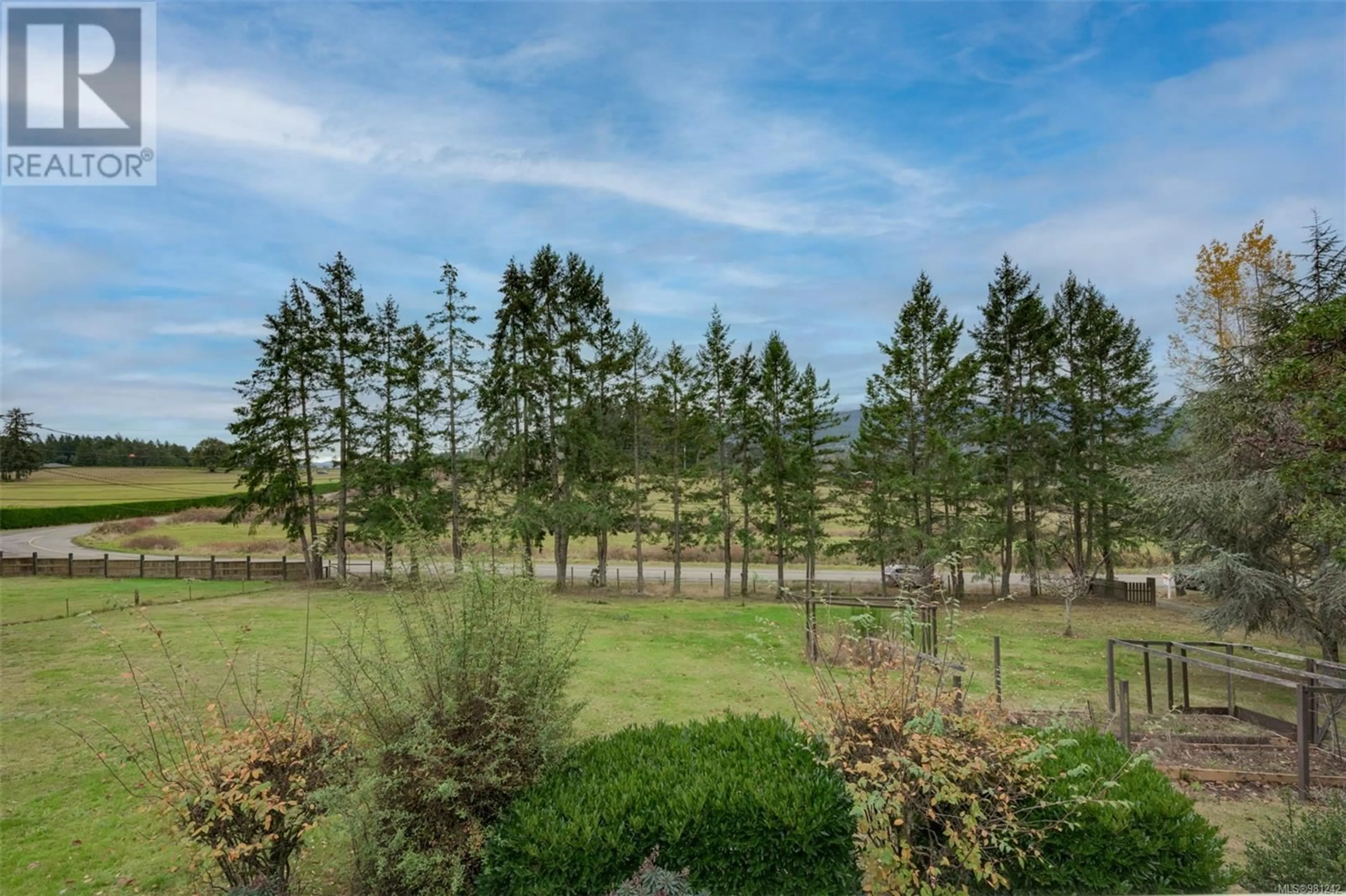 Patio, the fenced backyard for 655 Kilmalu Rd, Mill Bay British Columbia V0R2P2