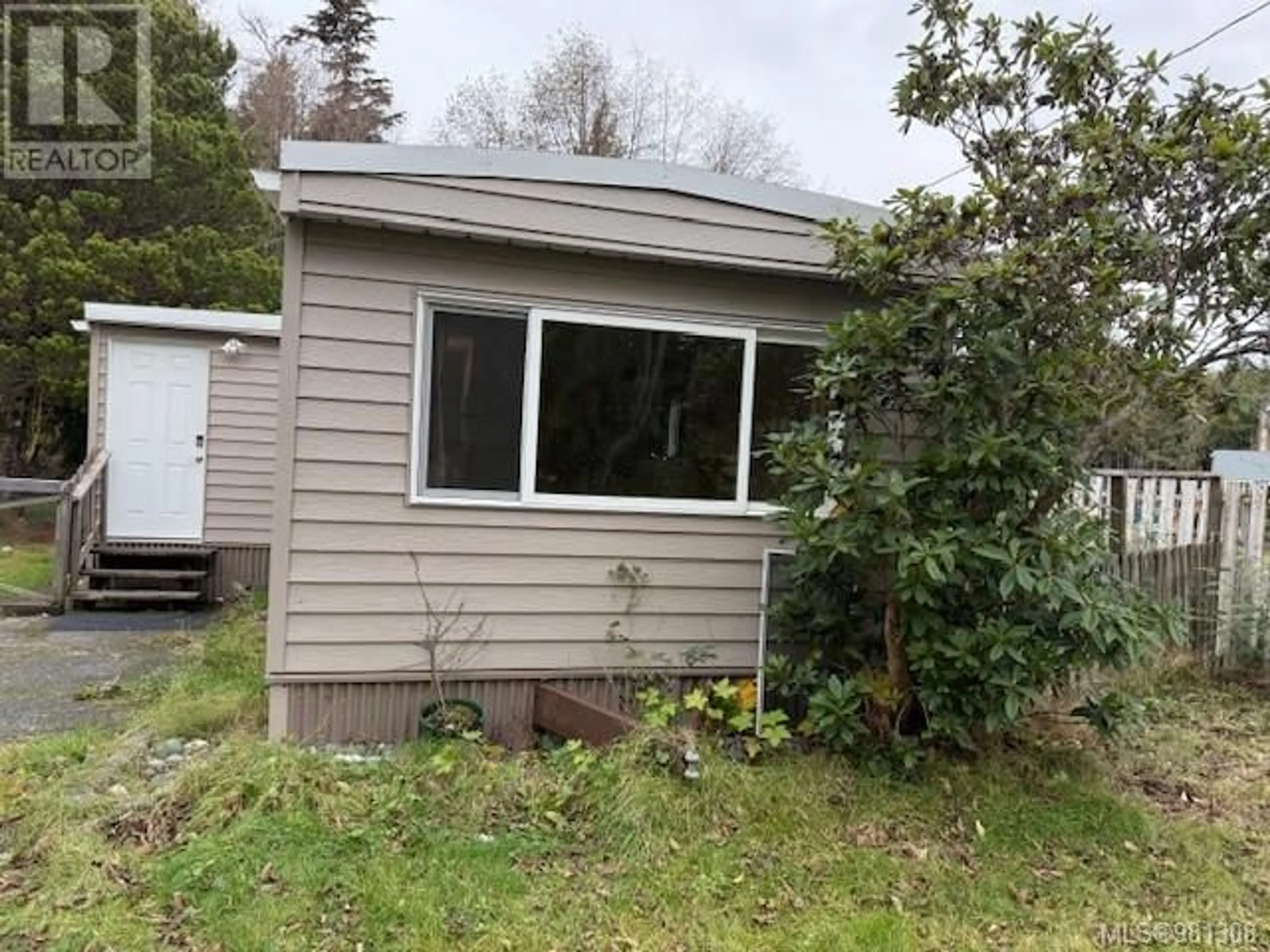 Shed for 4060 Byng Rd, Port Hardy British Columbia V0N2P0