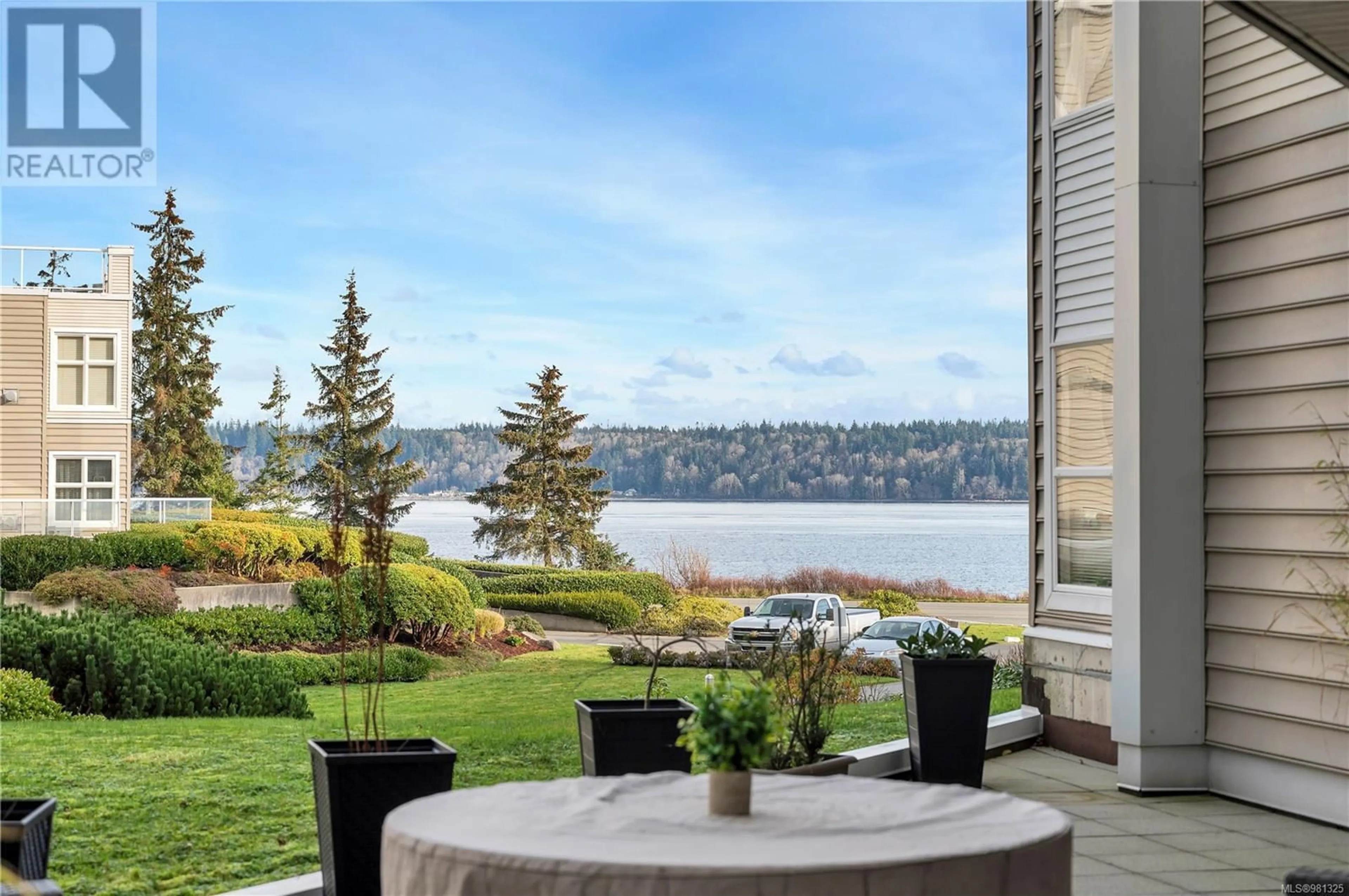 Patio, the view of lake or river for 110 350 Island Hwy S, Campbell River British Columbia V9W1A5