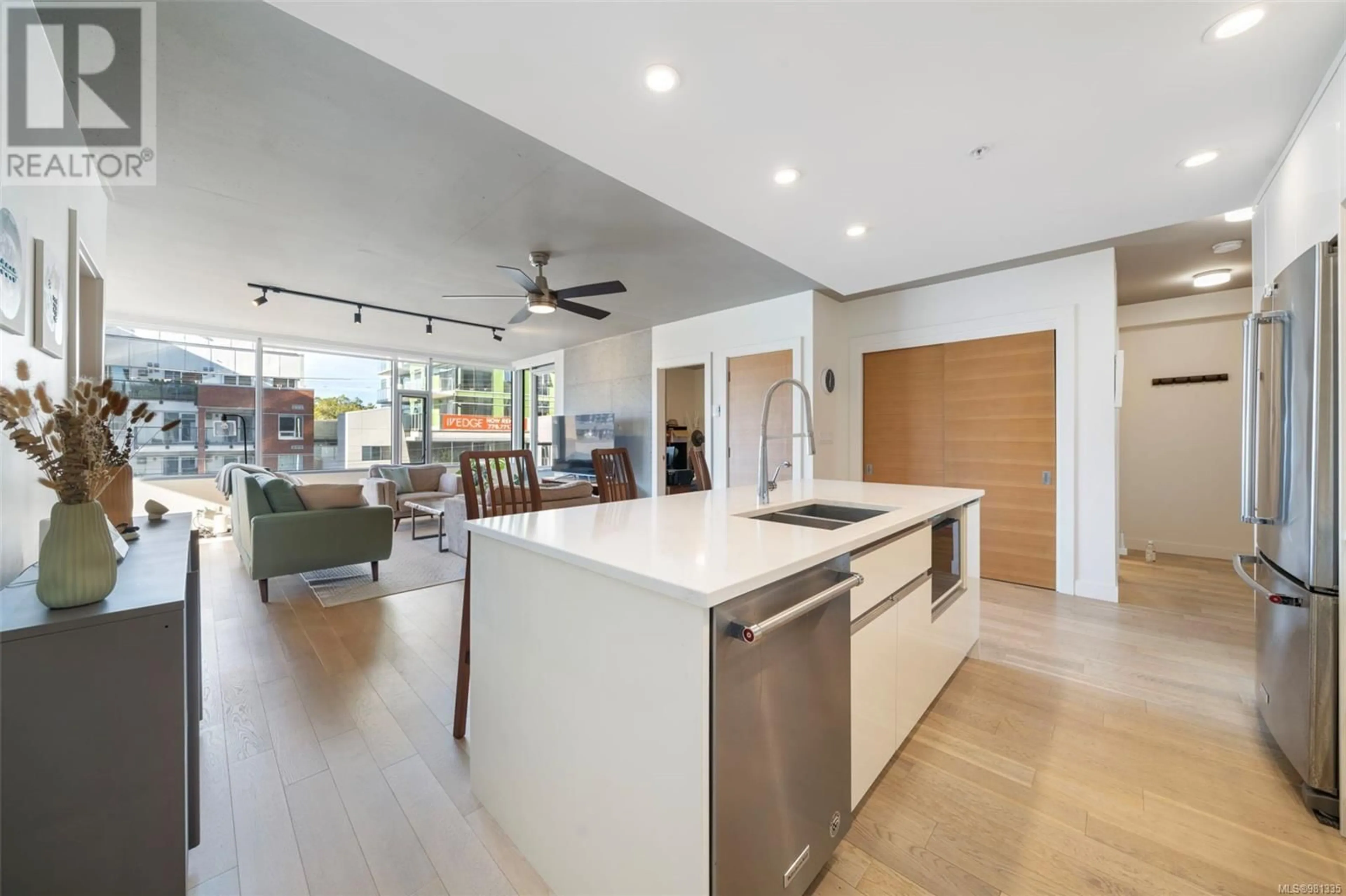 Open concept kitchen for 304 989 Johnson St, Victoria British Columbia V8V0E3