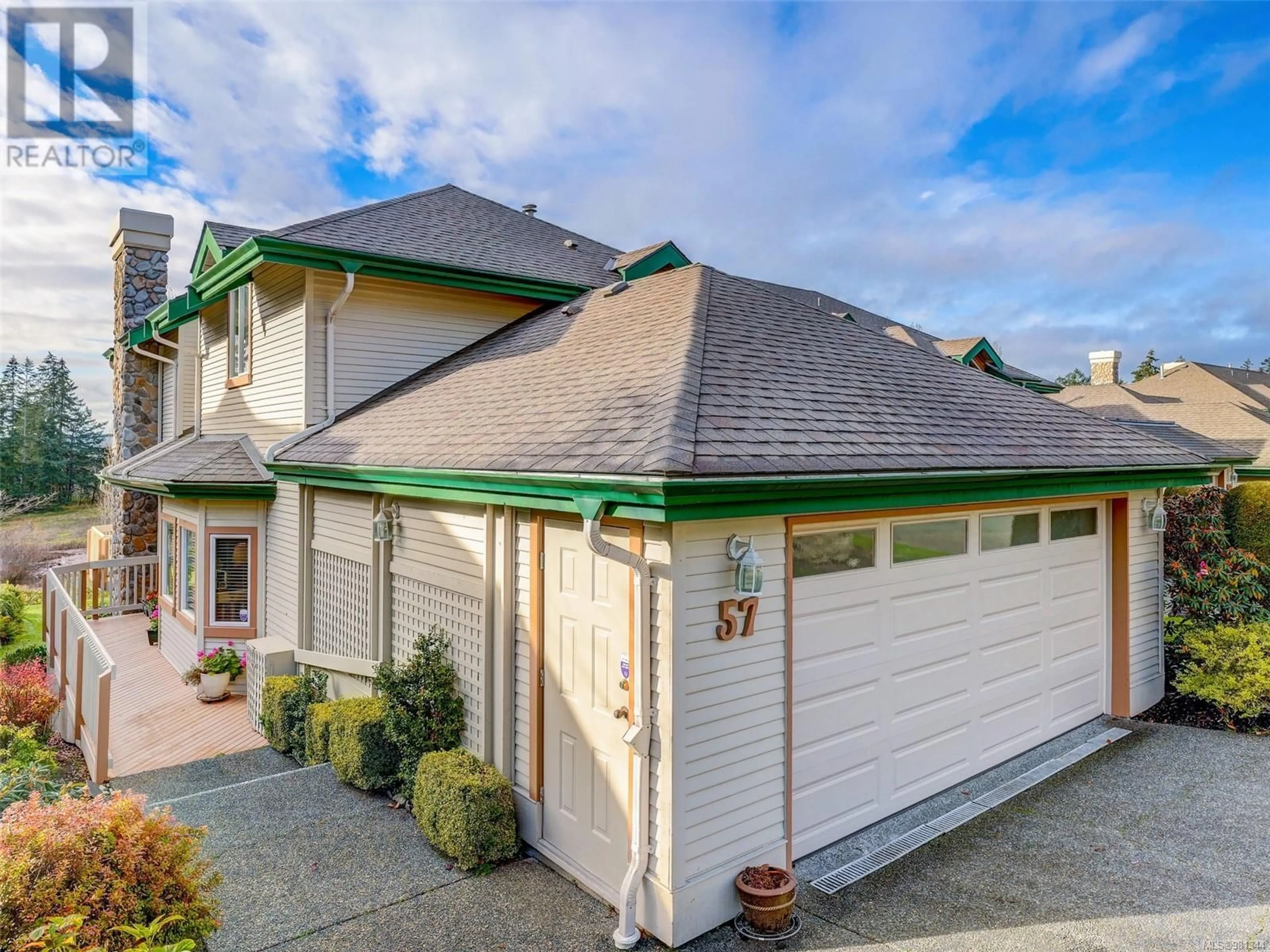 Frontside or backside of a home, the street view for 57 530 Marsett Pl, Saanich British Columbia V8Z7J2